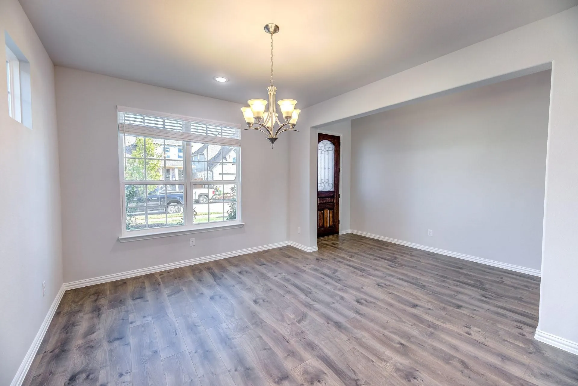 Single Family Residence For Rent in Denton County , 1012 Rosebay Drive, Justin, Texas 76247, 4 Bedroom, 3 Bathroom, 2 Garage spaces, 3,079 Sqft, built in 2022, mls#21361657, Real Estate Agent in Justin, Homes For Rent in Denton county, Homes For Rent in Justin, Realtor in Justin Texas, Real Estate Brokerage Independent Realty Texas, Luminita Cordes Realtor