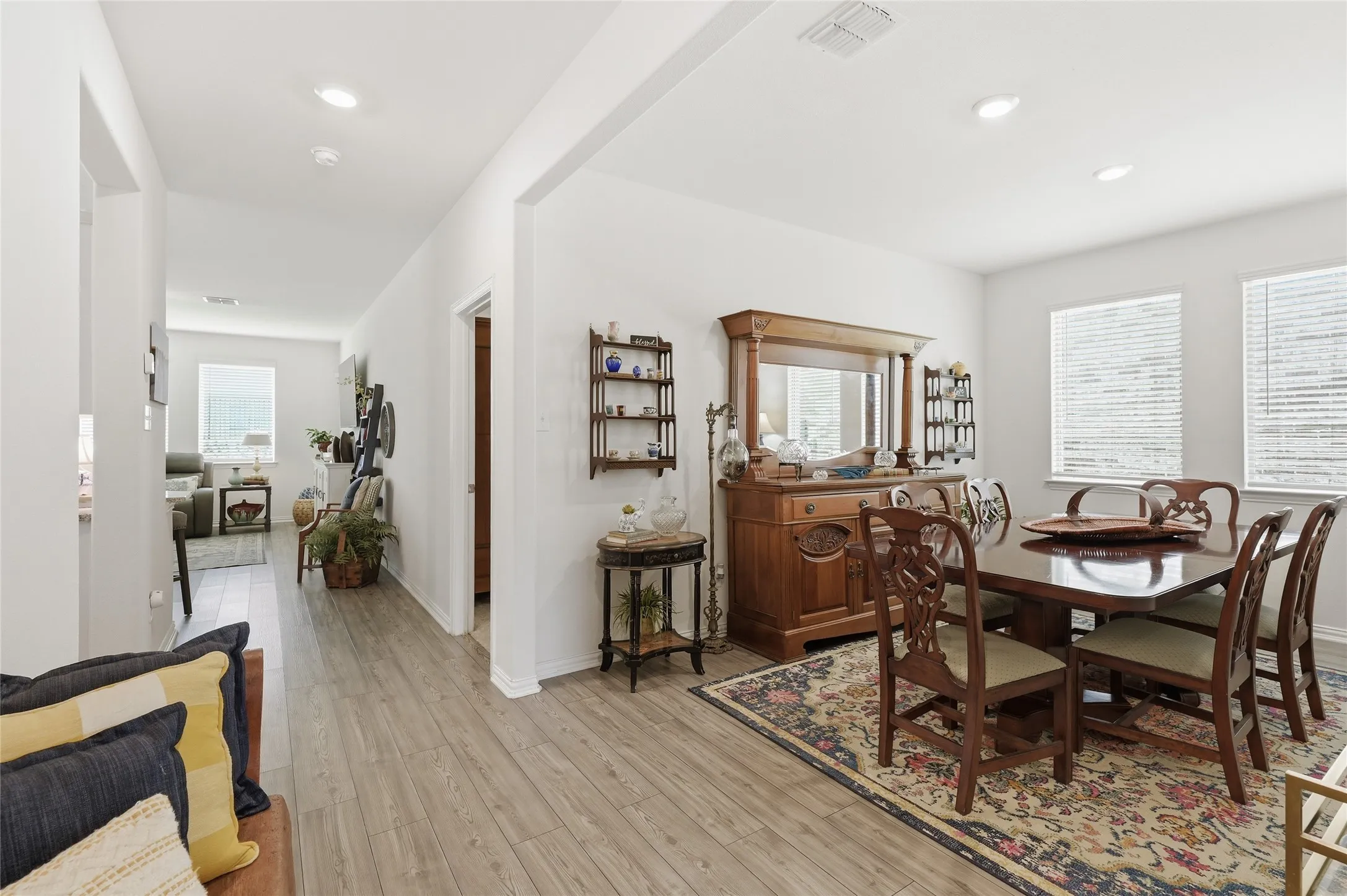 Single Family Residence For Sale in Denton County , 5829 Pensby Drive, Celina, Texas 76227, 4 Bedroom, 2 Bathroom, 2 Garage spaces, 2,016 Sqft, built in 2020, mls#21361597, Real Estate Agent in Celina, Homes For Sale in Denton county, Homes For Sale in Celina, Realtor in Celina Texas, Real Estate Brokerage Independent Realty Texas, Luminita Cordes Realtor