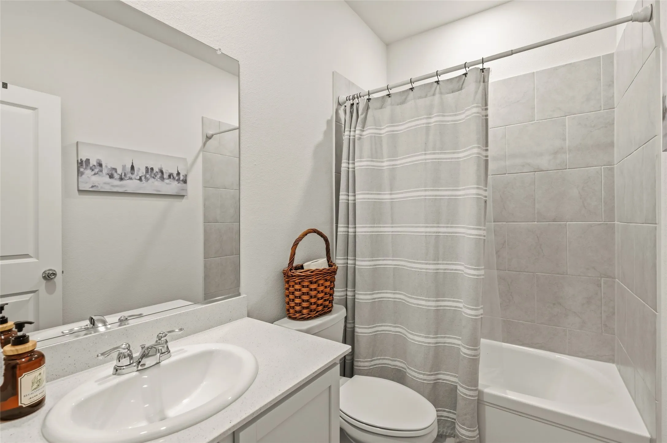 Single Family Residence For Sale in Denton County , 5829 Pensby Drive, Celina, Texas 76227, 4 Bedroom, 2 Bathroom, 2 Garage spaces, 2,016 Sqft, built in 2020, mls#21361597, Real Estate Agent in Celina, Homes For Sale in Denton county, Homes For Sale in Celina, Realtor in Celina Texas, Real Estate Brokerage Independent Realty Texas, Luminita Cordes Realtor