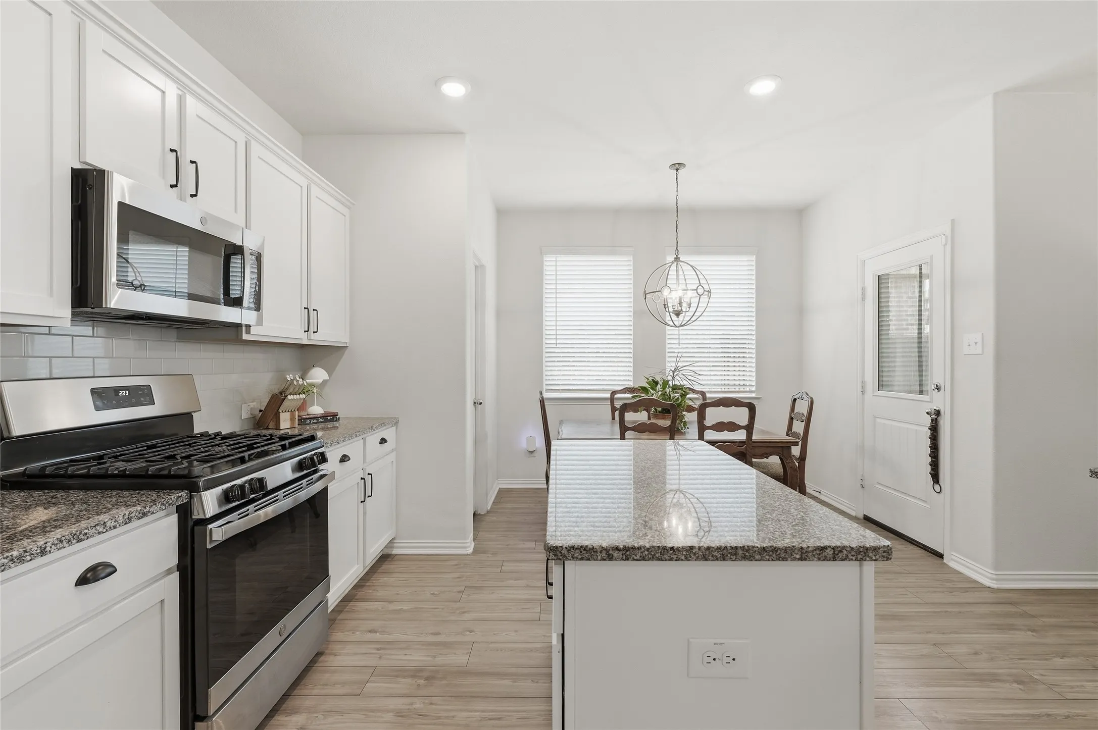 Single Family Residence For Sale in Denton County , 5829 Pensby Drive, Celina, Texas 76227, 4 Bedroom, 2 Bathroom, 2 Garage spaces, 2,016 Sqft, built in 2020, mls#21361597, Real Estate Agent in Celina, Homes For Sale in Denton county, Homes For Sale in Celina, Realtor in Celina Texas, Real Estate Brokerage Independent Realty Texas, Luminita Cordes Realtor