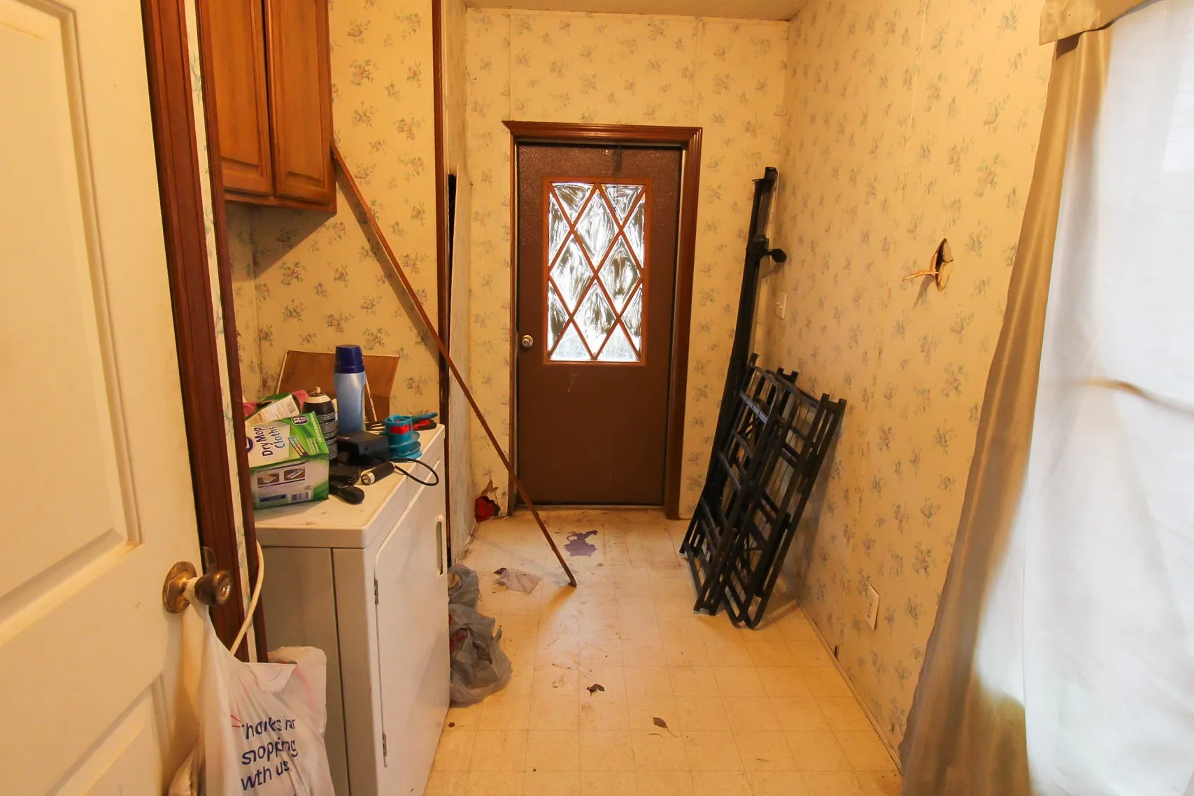 Manufactured Home For Sale in Bowie County , 204 E 9th, Hooks, Texas 75561, 4 Bedroom, 2 Bathroom, Garage spaces, 2,128 Sqft, built in 1992, mls#21361653, Real Estate Agent in Hooks, Homes For Sale in Bowie county, Homes For Sale in Hooks, Realtor in Hooks Texas, Real Estate Brokerage Independent Realty Texas, Luminita Cordes Realtor