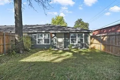 Duplex For Rent in Grayson County , 410 S Mirick Avenue 416, Denison, Texas 75020, 3 Bedroom, 2 Bathroom, Garage spaces, 1,100 Sqft, built in 2021, mls#21361666, Real Estate Agent in Denison, Homes For Rent in Grayson county, Homes For Rent in Denison, Realtor in Denison Texas, Real Estate Brokerage Independent Realty Texas, Luminita Cordes Realtor