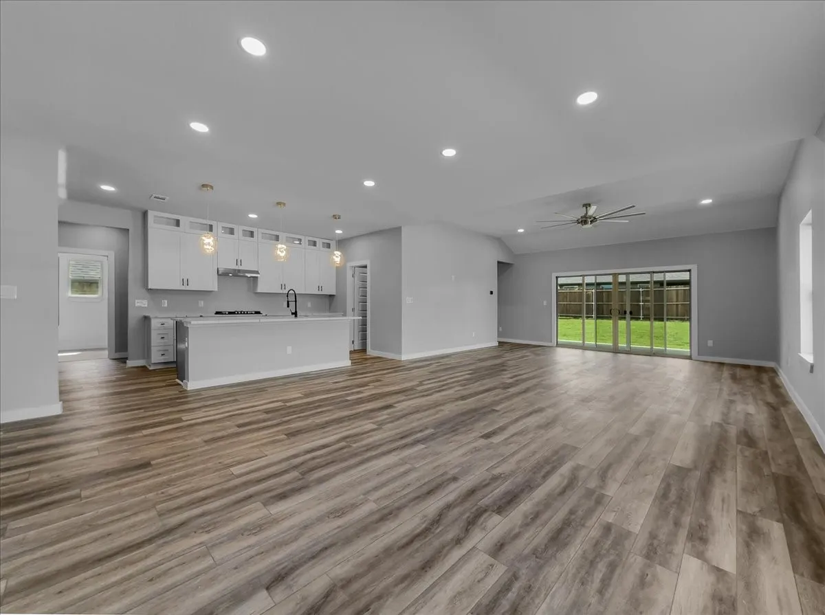 Single Family Residence For Sale in Rockwall County , 529 Janette Court, Royse City, Texas 75189, 4 Bedroom, 4 Bathroom, 2 Garage spaces, 3,099 Sqft, built in 2021, Price $374,900, mls#21361677, Real Estate Agent in Royse City, Homes For Sale in Rockwall county, Homes For Sale in Royse City, Realtor in Royse City Texas, Real Estate Brokerage Independent Realty Texas, Luminita Cordes Realtor