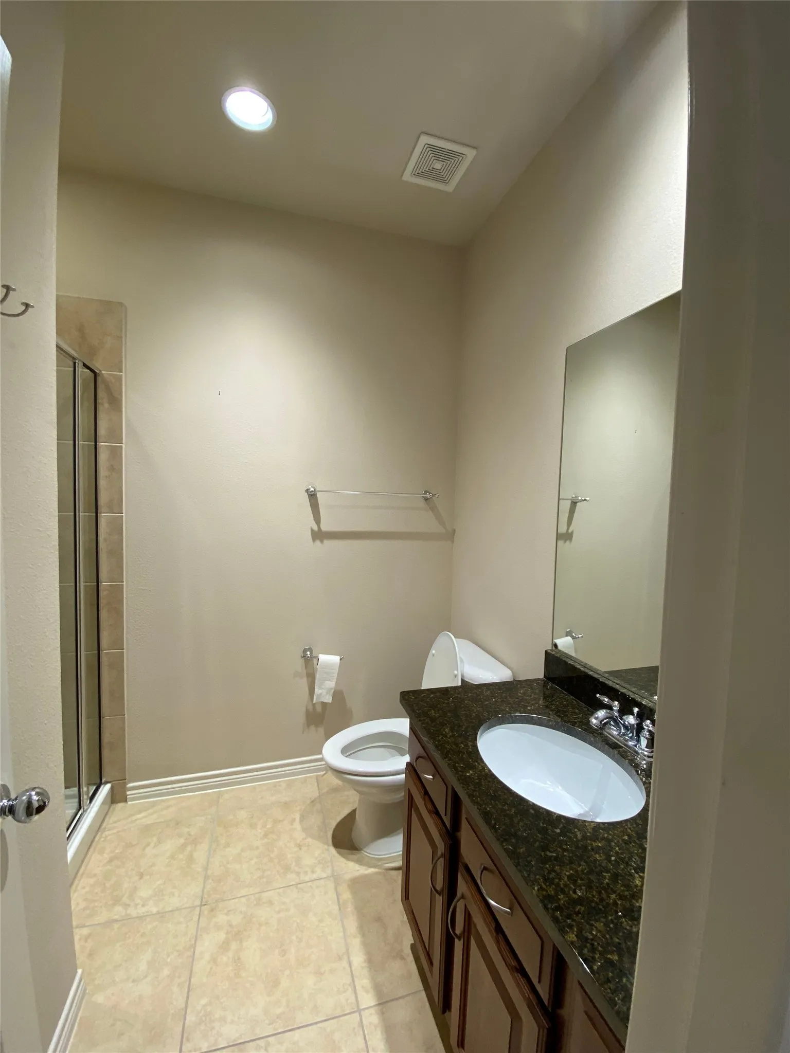 Condominium For Rent in Dallas County , 15831 Breedlove Place 118, Addison, Texas 75001, 2 Bedroom, 3 Bathroom, 2 Garage spaces, 2,028 Sqft, built in 2007, mls#21361683, Real Estate Agent in Addison, Homes For Rent in Dallas county, Homes For Rent in Addison, Realtor in Addison Texas, Real Estate Brokerage Independent Realty Texas, Luminita Cordes Realtor