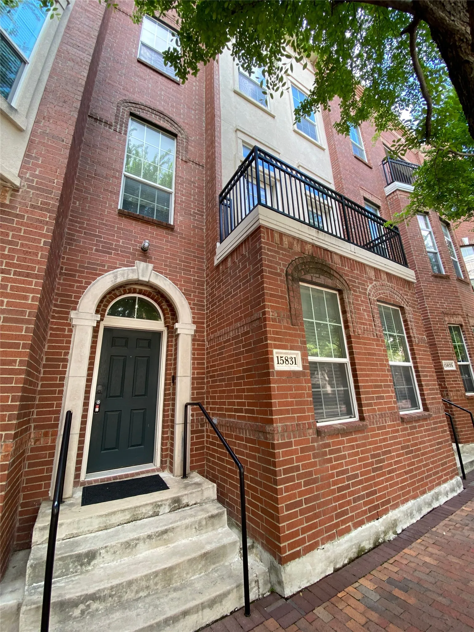 Condominium For Rent in Dallas County , 15831 Breedlove Place 118, Addison, Texas 75001, 2 Bedroom, 3 Bathroom, 2 Garage spaces, 2,028 Sqft, built in 2007, mls#21361683, Real Estate Agent in Addison, Homes For Rent in Dallas county, Homes For Rent in Addison, Realtor in Addison Texas, Real Estate Brokerage Independent Realty Texas, Luminita Cordes Realtor