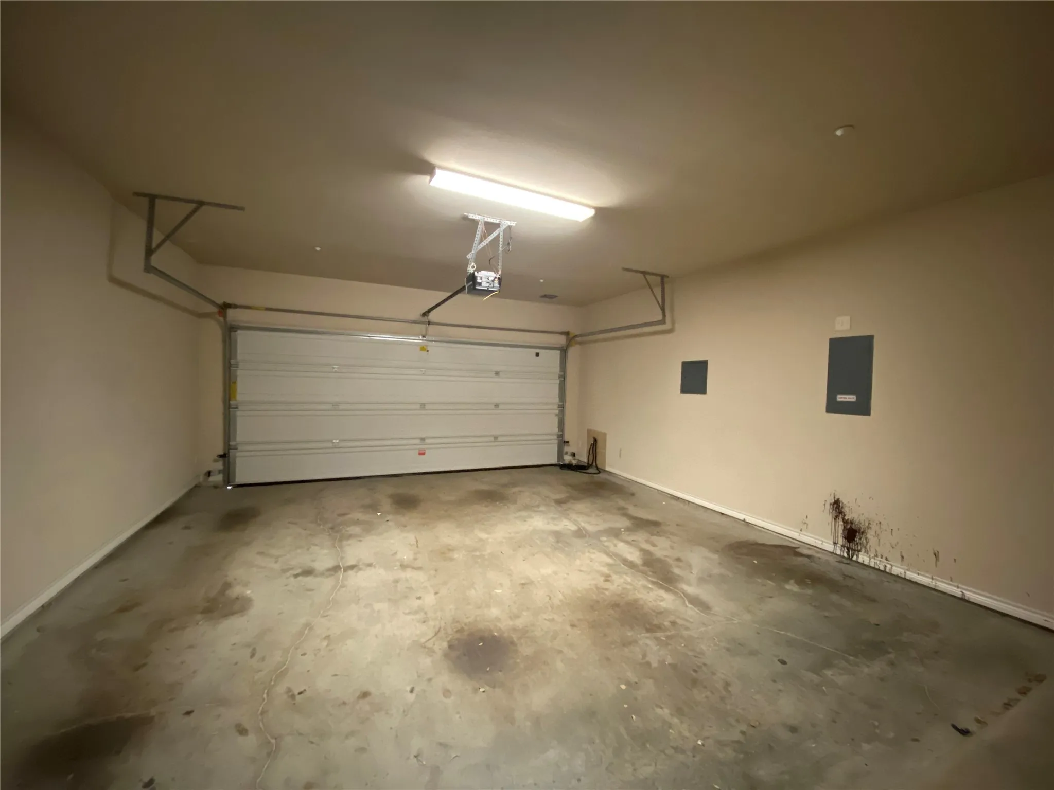 Condominium For Rent in Dallas County , 15831 Breedlove Place 118, Addison, Texas 75001, 2 Bedroom, 3 Bathroom, 2 Garage spaces, 2,028 Sqft, built in 2007, mls#21361683, Real Estate Agent in Addison, Homes For Rent in Dallas county, Homes For Rent in Addison, Realtor in Addison Texas, Real Estate Brokerage Independent Realty Texas, Luminita Cordes Realtor