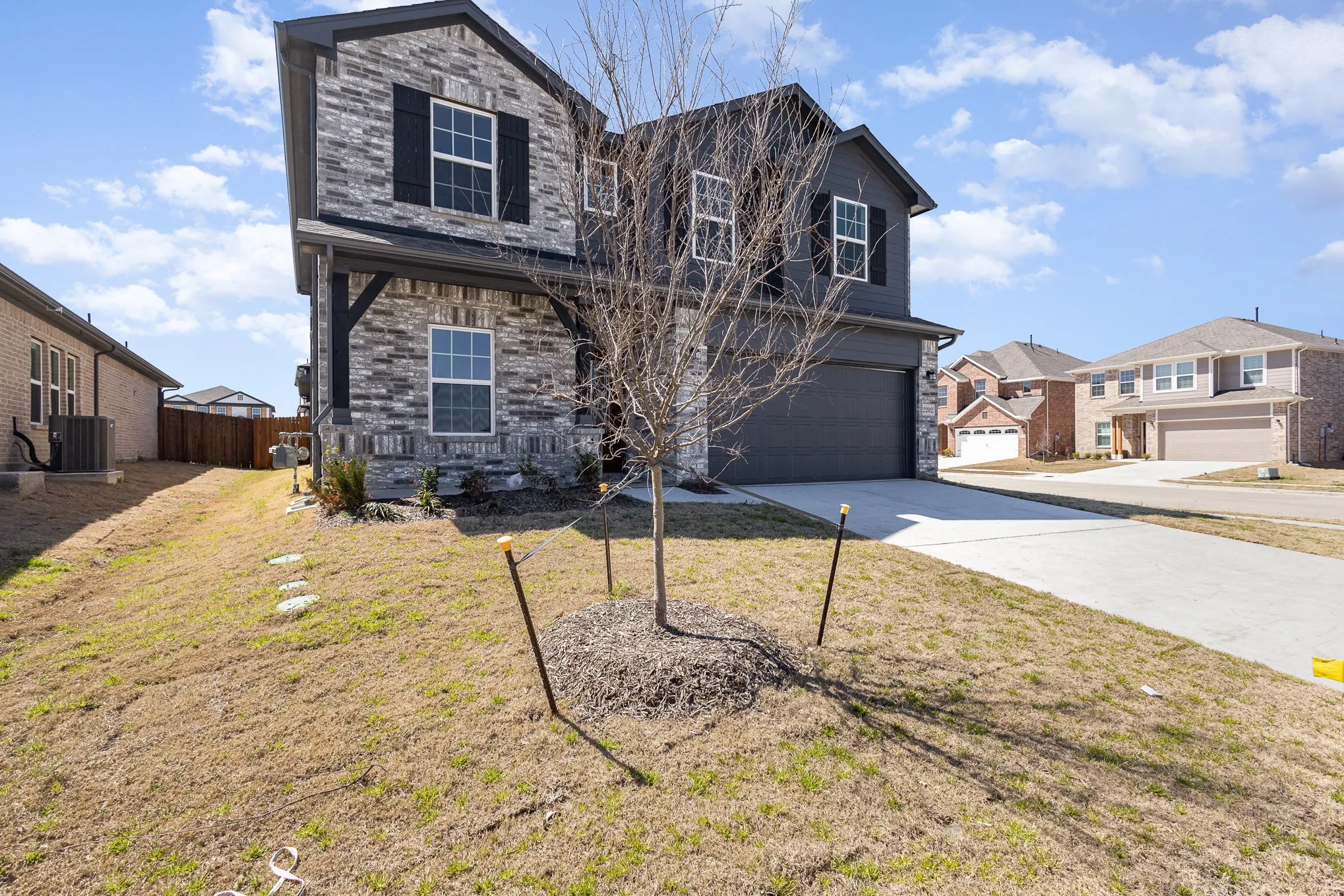 Single Family Residence For Sale in Kaufman County , 2202 Bridgeport Street, Forney, Texas 75126, 5 Bedroom, 4 Bathroom, 2 Garage spaces, 2,820 Sqft, built in 2024, mls#21357702, Real Estate Agent in Forney, Homes For Sale in Kaufman county, Homes For Sale in Forney, Realtor in Forney Texas, Real Estate Brokerage Independent Realty Texas, Luminita Cordes Realtor
