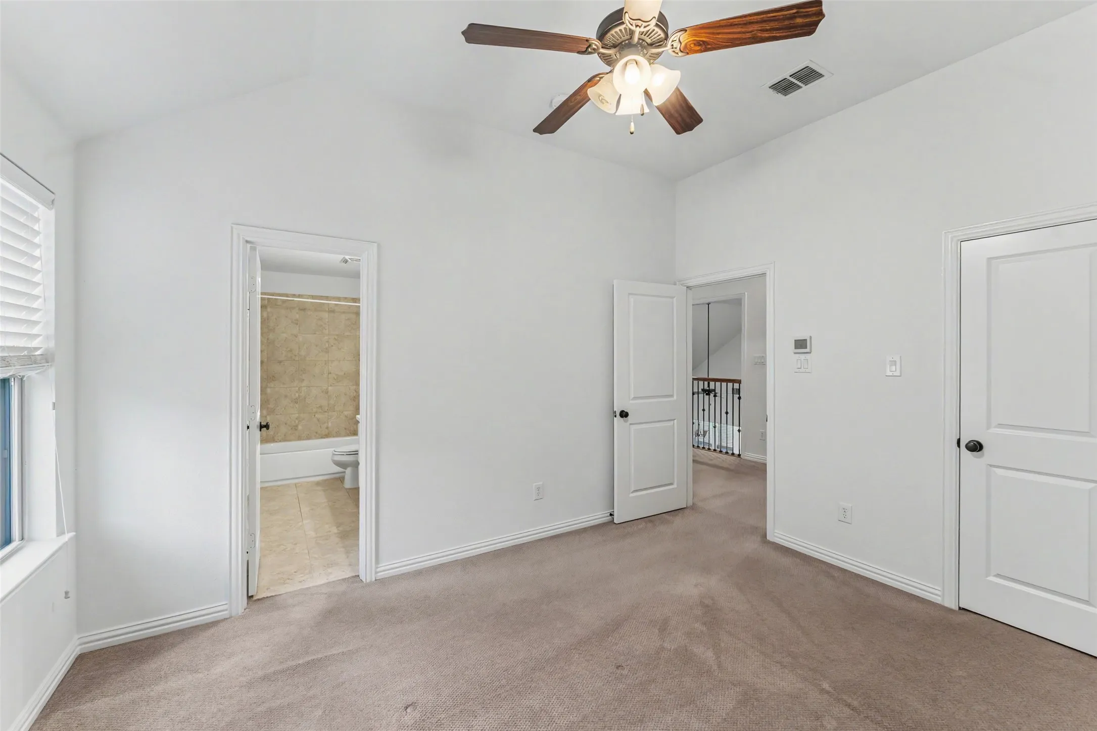 Secondary upstairs bedroom with en-suite