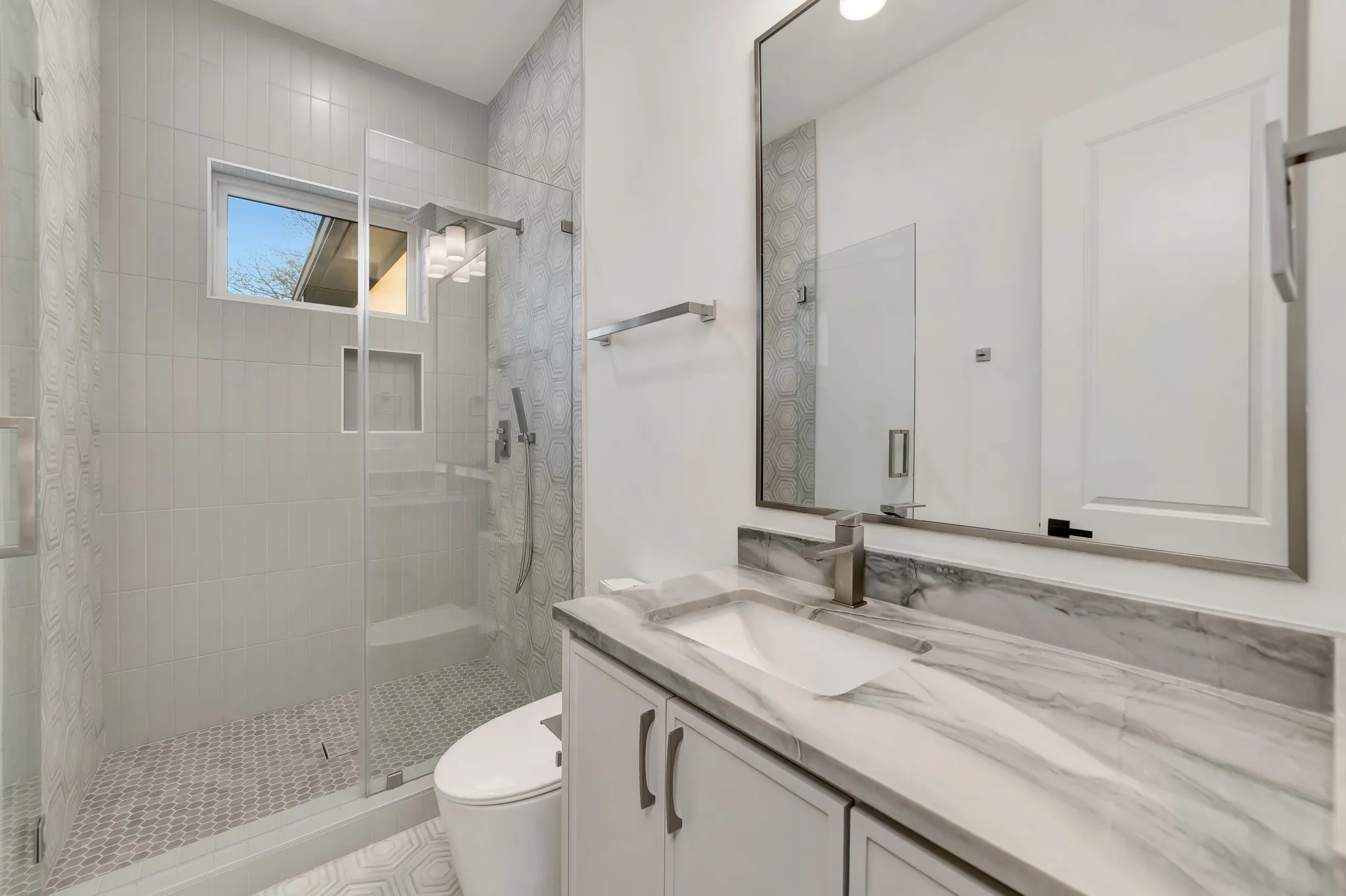 Single Family Residence For Sale in Dallas County , 3667 Ingleside Drive, Dallas, Texas 75229, 6 Bedroom, 6 Bathroom, 2 Garage spaces, 5,033 Sqft, built in 2026, mls#21361635, Real Estate Agent in Dallas, Homes For Sale in Dallas county, Homes For Sale in Dallas, Realtor in Dallas Texas, Real Estate Brokerage Independent Realty Texas, Luminita Cordes Realtor
