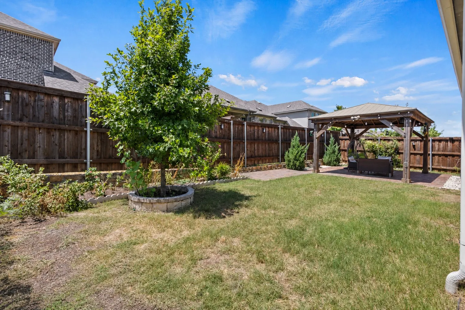 Single Family Residence For Rent in Collin County , 2022 Saints Row, Wylie, Texas 75098, 4 Bedroom, 3 Bathroom, 2 Garage spaces, 2,191 Sqft, built in 2021, mls#21361222, Real Estate Agent in Wylie, Homes For Rent in Collin county, Homes For Rent in Wylie, Realtor in Wylie Texas, Real Estate Brokerage Independent Realty Texas, Luminita Cordes Realtor