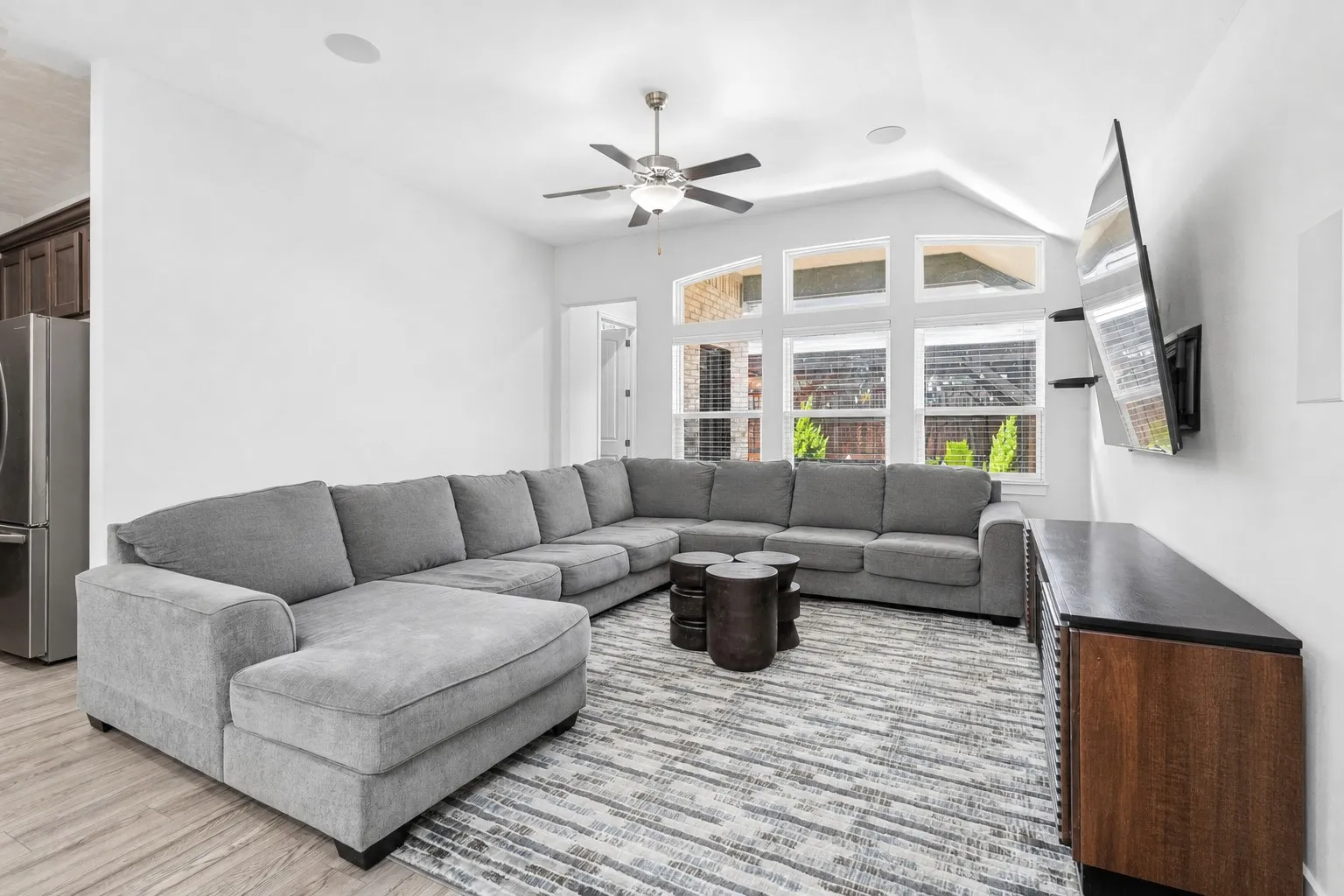 Single Family Residence For Rent in Collin County , 2022 Saints Row, Wylie, Texas 75098, 4 Bedroom, 3 Bathroom, 2 Garage spaces, 2,191 Sqft, built in 2021, mls#21361222, Real Estate Agent in Wylie, Homes For Rent in Collin county, Homes For Rent in Wylie, Realtor in Wylie Texas, Real Estate Brokerage Independent Realty Texas, Luminita Cordes Realtor