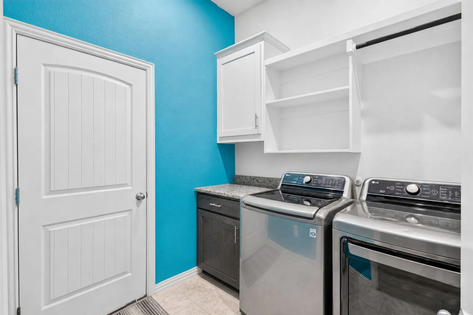 Single Family Residence For Rent in Collin County , 2022 Saints Row, Wylie, Texas 75098, 4 Bedroom, 3 Bathroom, 2 Garage spaces, 2,191 Sqft, built in 2021, mls#21361222, Real Estate Agent in Wylie, Homes For Rent in Collin county, Homes For Rent in Wylie, Realtor in Wylie Texas, Real Estate Brokerage Independent Realty Texas, Luminita Cordes Realtor