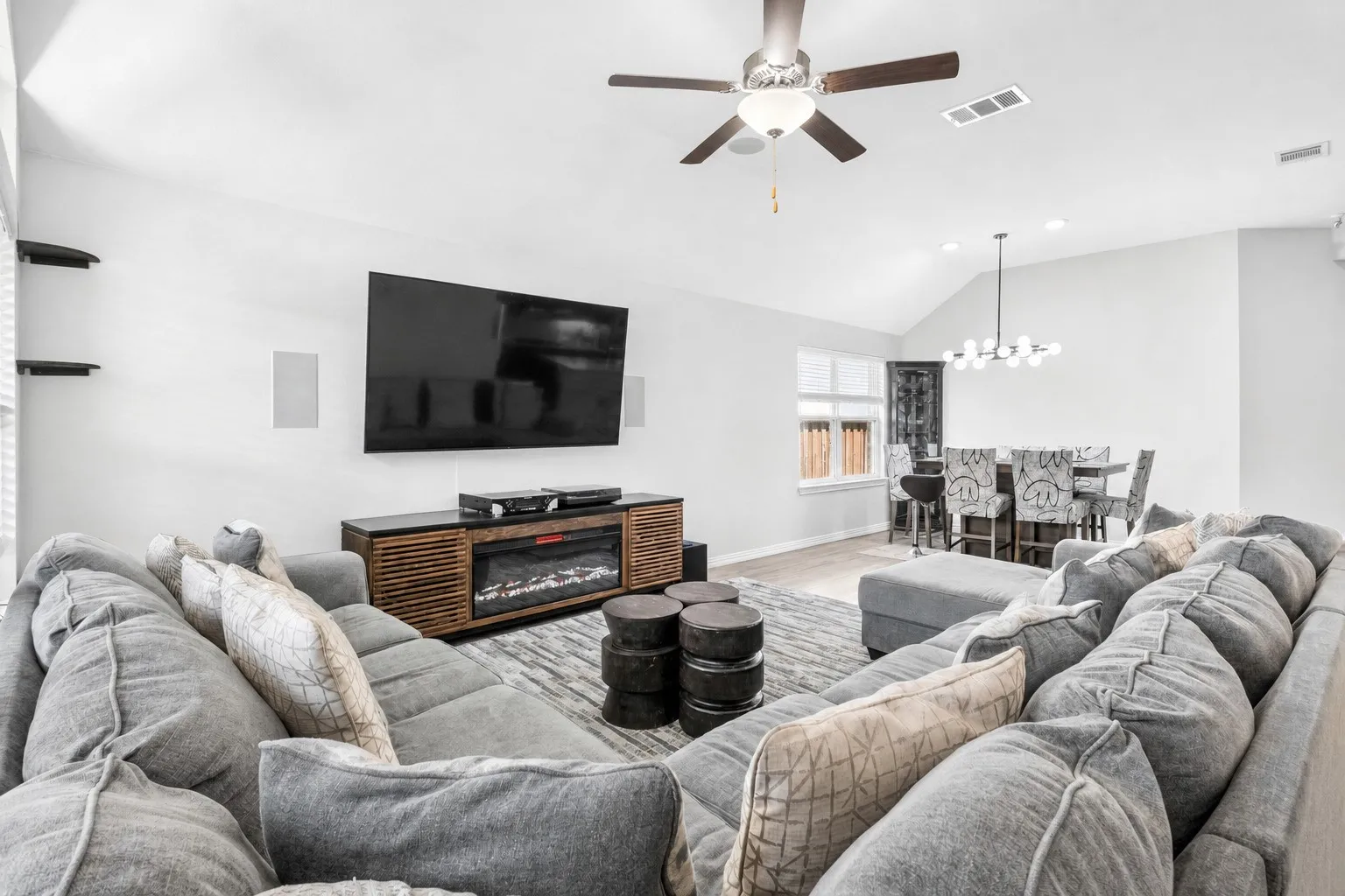 Single Family Residence For Rent in Collin County , 2022 Saints Row, Wylie, Texas 75098, 4 Bedroom, 3 Bathroom, 2 Garage spaces, 2,191 Sqft, built in 2021, mls#21361222, Real Estate Agent in Wylie, Homes For Rent in Collin county, Homes For Rent in Wylie, Realtor in Wylie Texas, Real Estate Brokerage Independent Realty Texas, Luminita Cordes Realtor