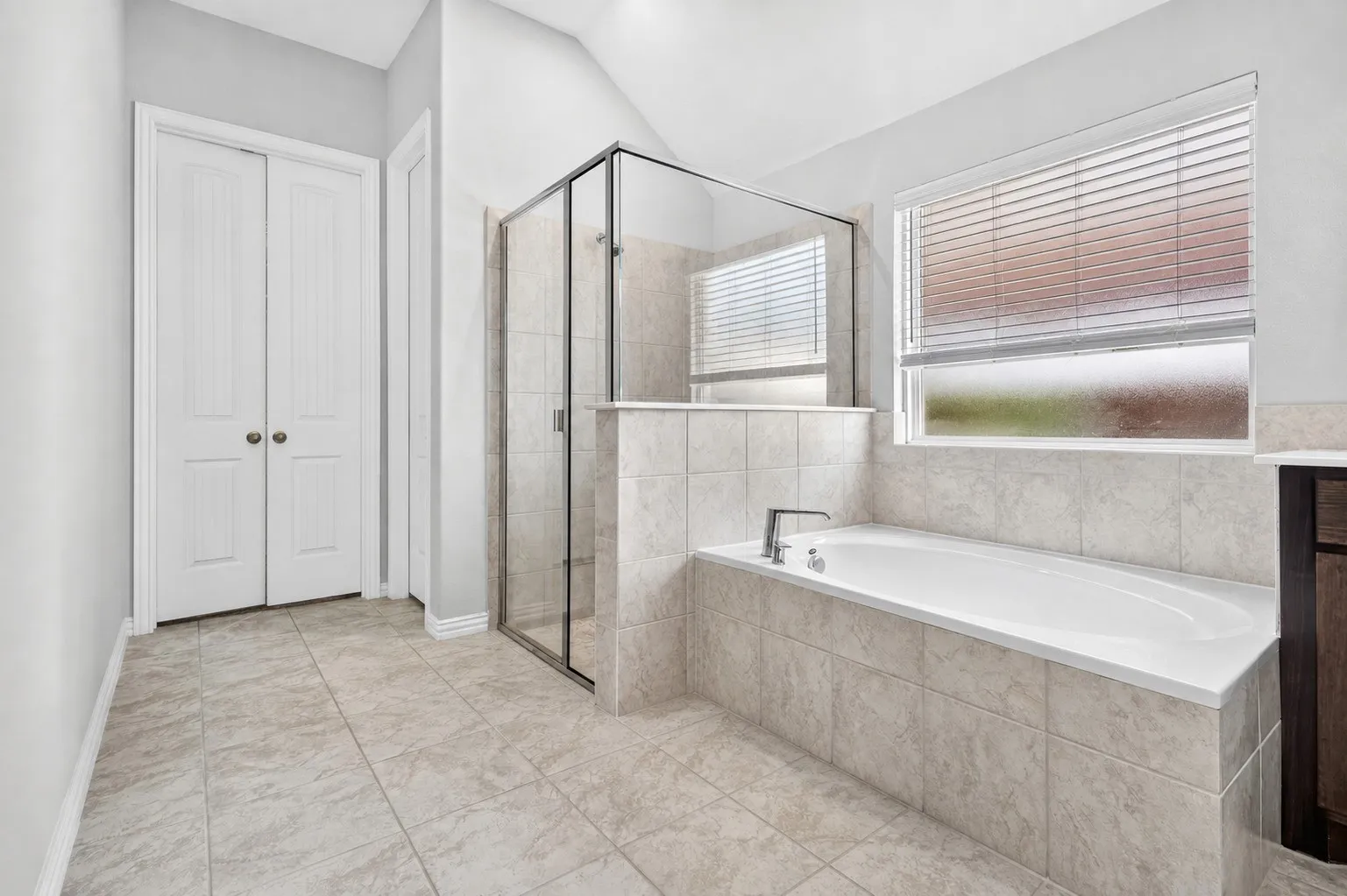 Single Family Residence For Rent in Collin County , 2022 Saints Row, Wylie, Texas 75098, 4 Bedroom, 3 Bathroom, 2 Garage spaces, 2,191 Sqft, built in 2021, mls#21361222, Real Estate Agent in Wylie, Homes For Rent in Collin county, Homes For Rent in Wylie, Realtor in Wylie Texas, Real Estate Brokerage Independent Realty Texas, Luminita Cordes Realtor