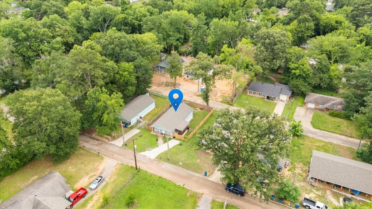 Single Family Residence For Sale in Gregg County , 215 HULL Street, Gladewater, Texas 75647, 4 Bedroom, 2 Bathroom, Garage spaces, 1,152 Sqft, built in 2024, Price $198,000, mls#21360753, Real Estate Agent in Gladewater, Homes For Sale in Gregg county, Homes For Sale in Gladewater, Realtor in Gladewater Texas, Real Estate Brokerage Independent Realty Texas, Luminita Cordes Realtor