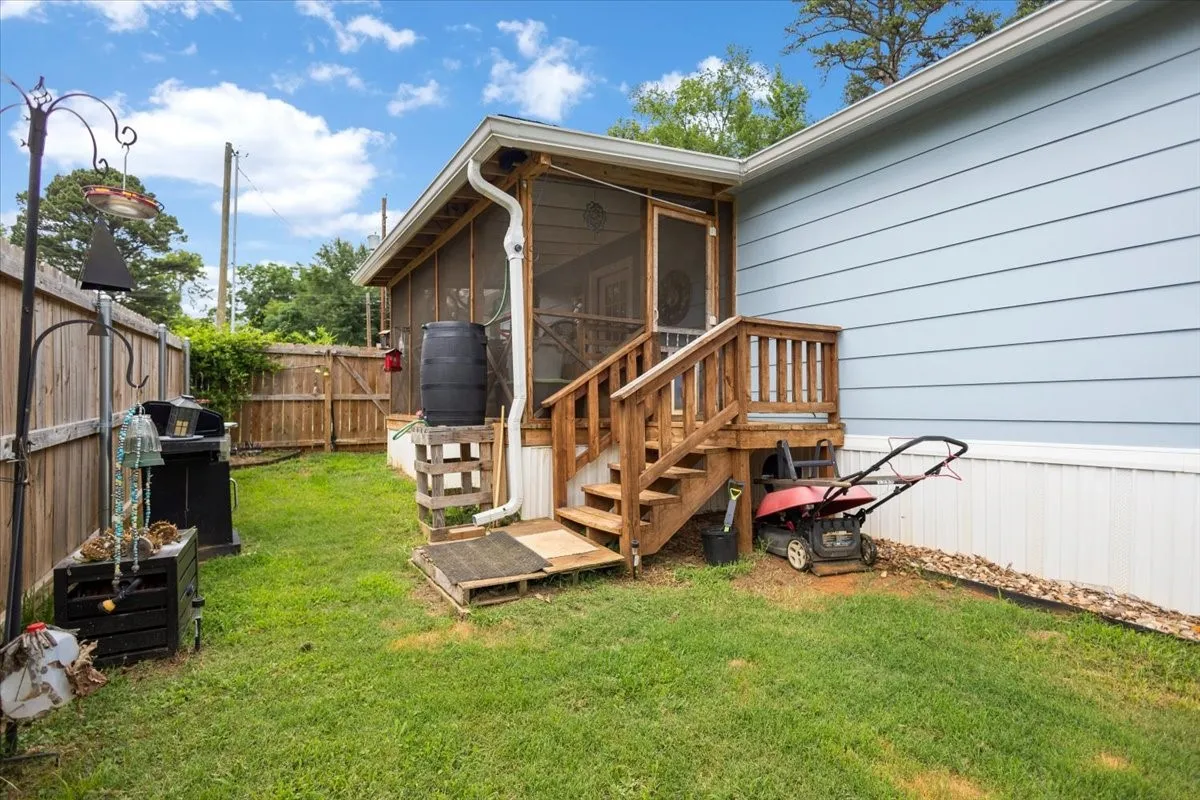 Single Family Residence For Sale in Gregg County , 215 HULL Street, Gladewater, Texas 75647, 4 Bedroom, 2 Bathroom, Garage spaces, 1,152 Sqft, built in 2024, Price $198,000, mls#21360753, Real Estate Agent in Gladewater, Homes For Sale in Gregg county, Homes For Sale in Gladewater, Realtor in Gladewater Texas, Real Estate Brokerage Independent Realty Texas, Luminita Cordes Realtor