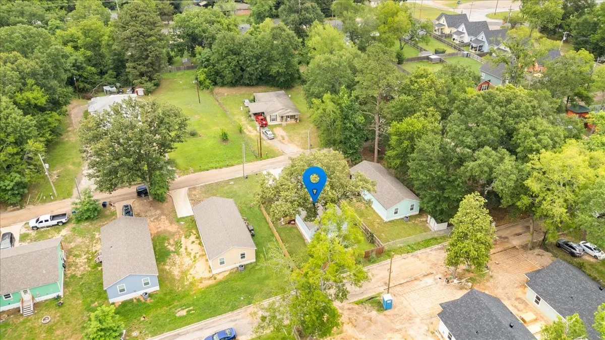 Single Family Residence For Sale in Gregg County , 215 HULL Street, Gladewater, Texas 75647, 4 Bedroom, 2 Bathroom, Garage spaces, 1,152 Sqft, built in 2024, Price $198,000, mls#21360753, Real Estate Agent in Gladewater, Homes For Sale in Gregg county, Homes For Sale in Gladewater, Realtor in Gladewater Texas, Real Estate Brokerage Independent Realty Texas, Luminita Cordes Realtor