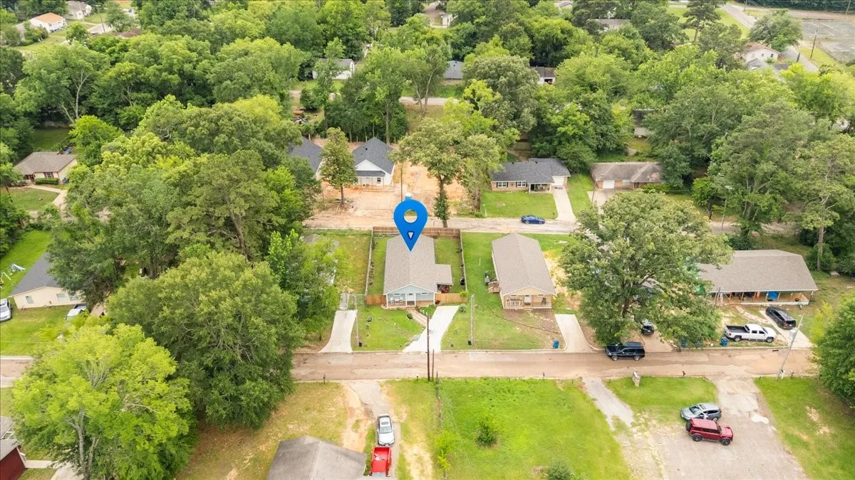 Single Family Residence For Sale in Gregg County , 215 HULL Street, Gladewater, Texas 75647, 4 Bedroom, 2 Bathroom, Garage spaces, 1,152 Sqft, built in 2024, Price $198,000, mls#21360753, Real Estate Agent in Gladewater, Homes For Sale in Gregg county, Homes For Sale in Gladewater, Realtor in Gladewater Texas, Real Estate Brokerage Independent Realty Texas, Luminita Cordes Realtor