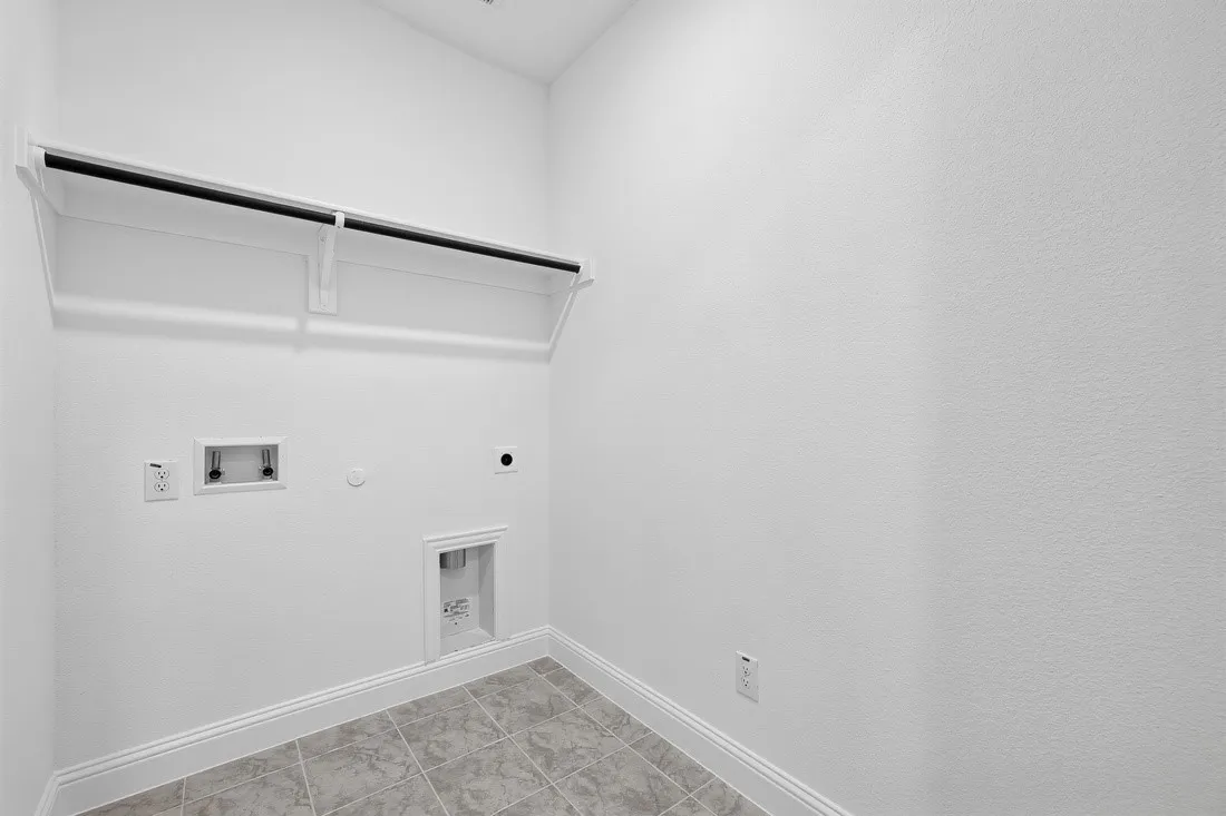 1520 Chestnut Gardens ~ Ready Now
