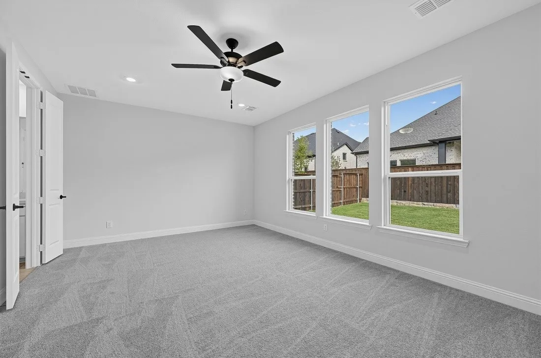 1520 Chestnut Gardens ~ Ready Now