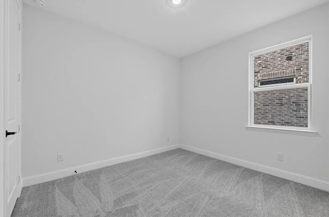 1520 Chestnut Gardens ~ Ready Now