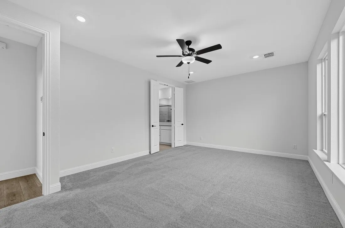 1520 Chestnut Gardens ~ Ready Now