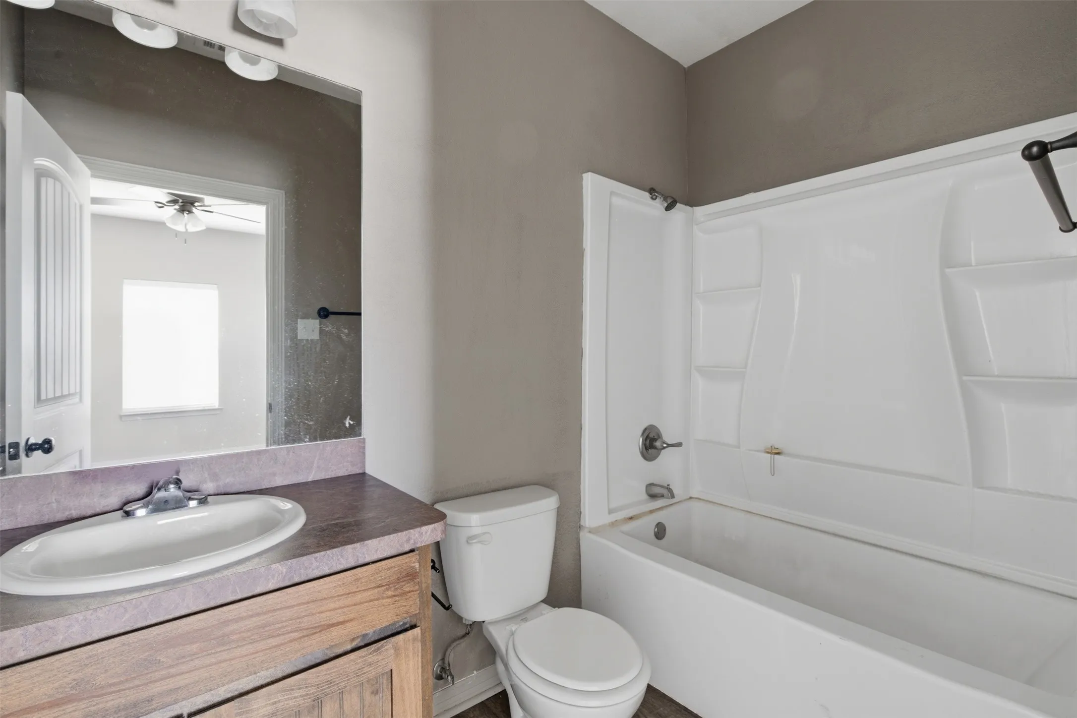Quadruplex For Rent in Johnson County , 101 W Capps Street D, Rio Vista, Texas 76093, 3 Bedroom, 2 Bathroom, Garage spaces, 1,189 Sqft, built in 2018, mls#21361732, Real Estate Agent in Rio Vista, Homes For Rent in Johnson county, Homes For Rent in Rio Vista, Realtor in Rio Vista Texas, Real Estate Brokerage Independent Realty Texas, Luminita Cordes Realtor