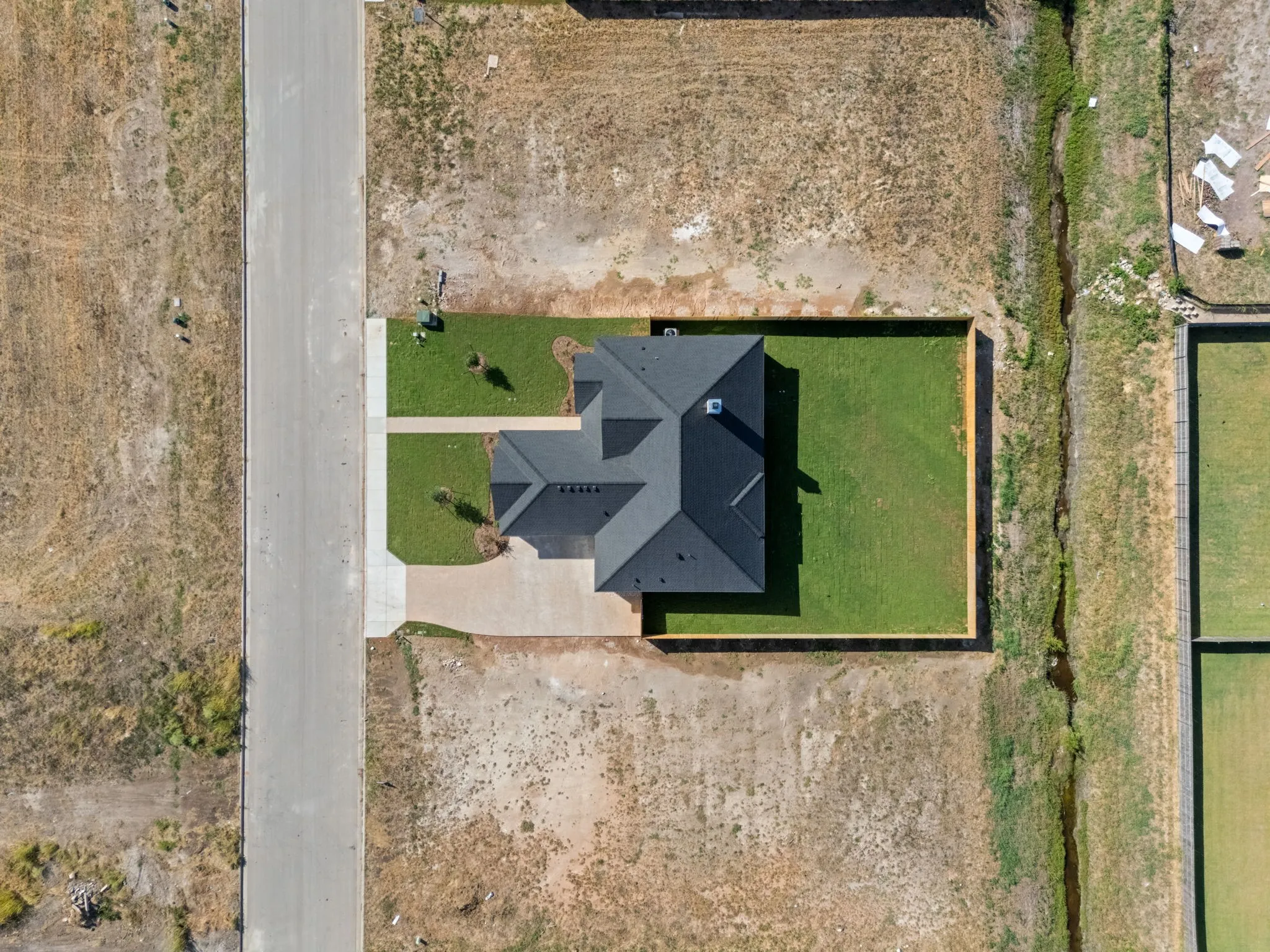 Single Family Residence For Sale in Mc Lennan County , 1345 Tahonta Drive, Hewitt, Texas 76643, 4 Bedroom, 2 Bathroom, 2 Garage spaces, 2,200 Sqft, built in 2026, mls#21361717, Real Estate Agent in Hewitt, Homes For Sale in Mc Lennan county, Homes For Sale in Hewitt, Realtor in Hewitt Texas, Real Estate Brokerage Independent Realty Texas, Luminita Cordes Realtor