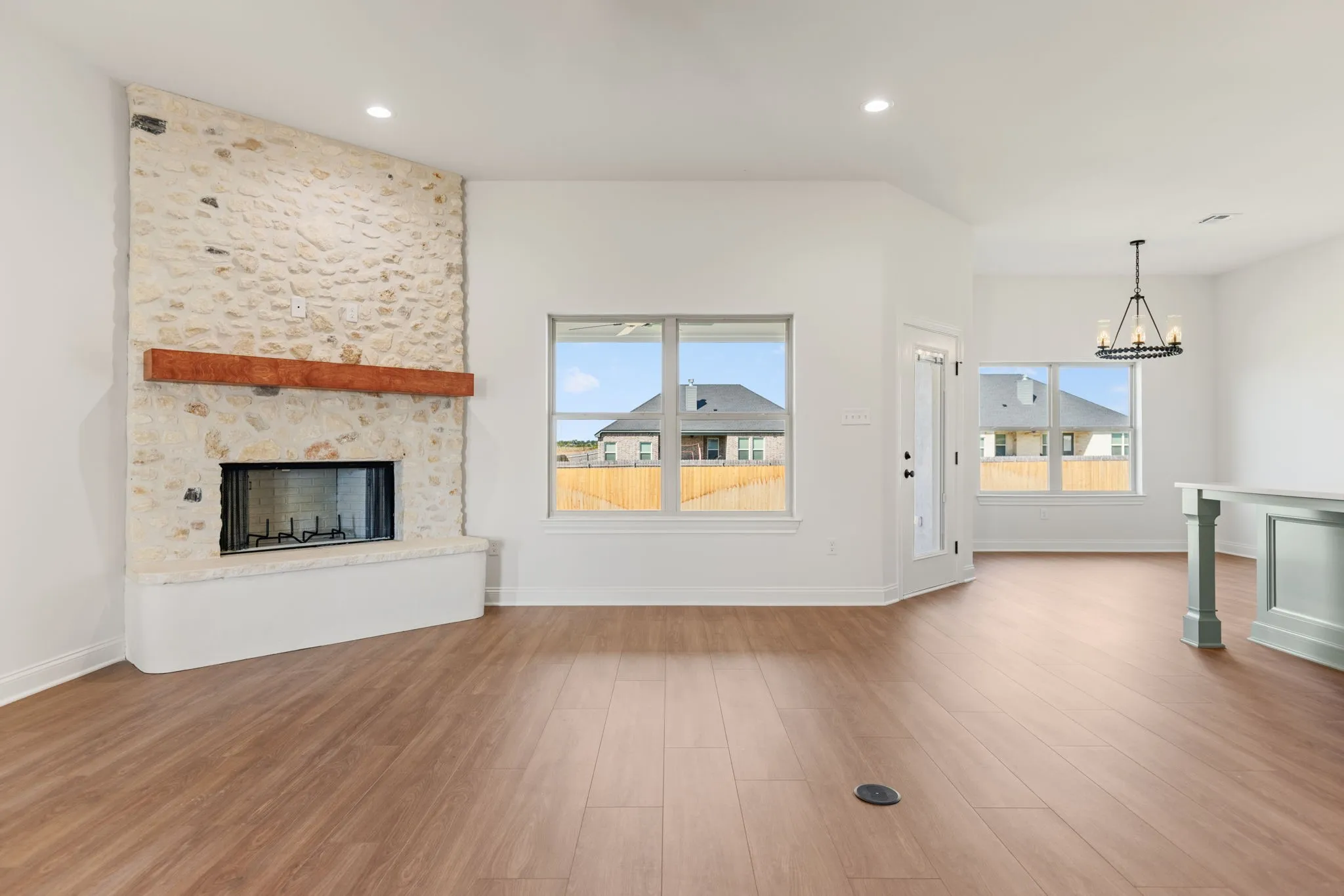 Single Family Residence For Sale in Mc Lennan County , 1345 Tahonta Drive, Hewitt, Texas 76643, 4 Bedroom, 2 Bathroom, 2 Garage spaces, 2,200 Sqft, built in 2026, mls#21361717, Real Estate Agent in Hewitt, Homes For Sale in Mc Lennan county, Homes For Sale in Hewitt, Realtor in Hewitt Texas, Real Estate Brokerage Independent Realty Texas, Luminita Cordes Realtor