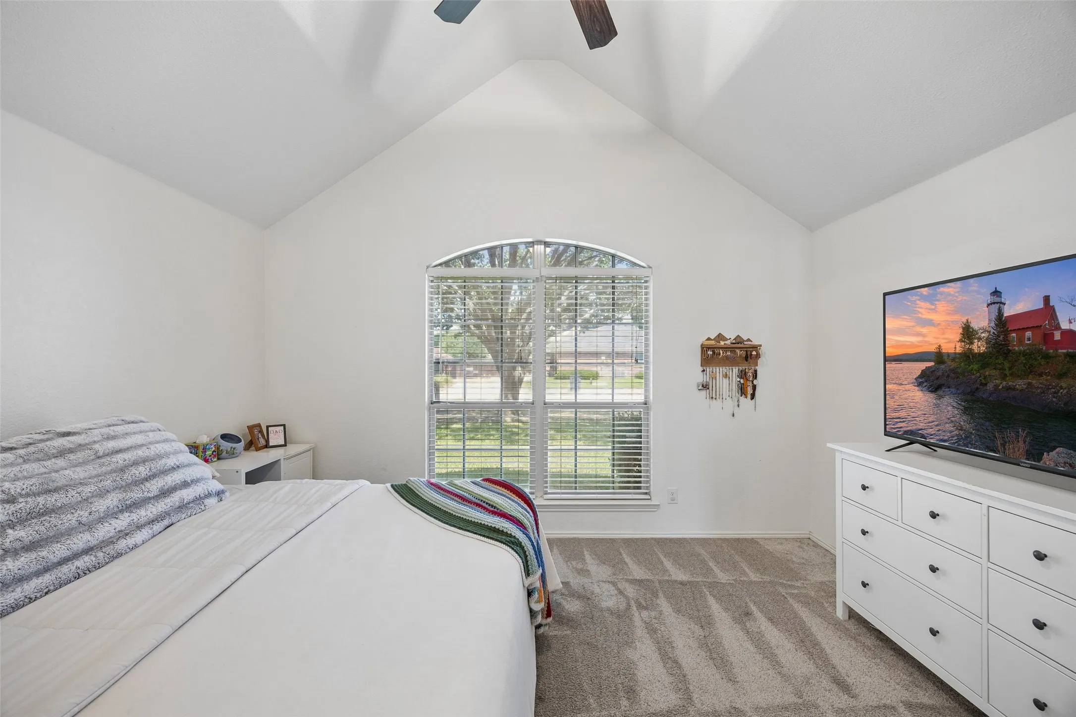 Single Family Residence For Sale in Rockwall County , 244 Mulberry Lane, Rockwall, Texas 75032, 3 Bedroom, 2 Bathroom, 2 Garage spaces, 1,322 Sqft, built in 1999, mls#21361731, Real Estate Agent in Rockwall, Homes For Sale in Rockwall county, Homes For Sale in Rockwall, Realtor in Rockwall Texas, Real Estate Brokerage Independent Realty Texas, Luminita Cordes Realtor