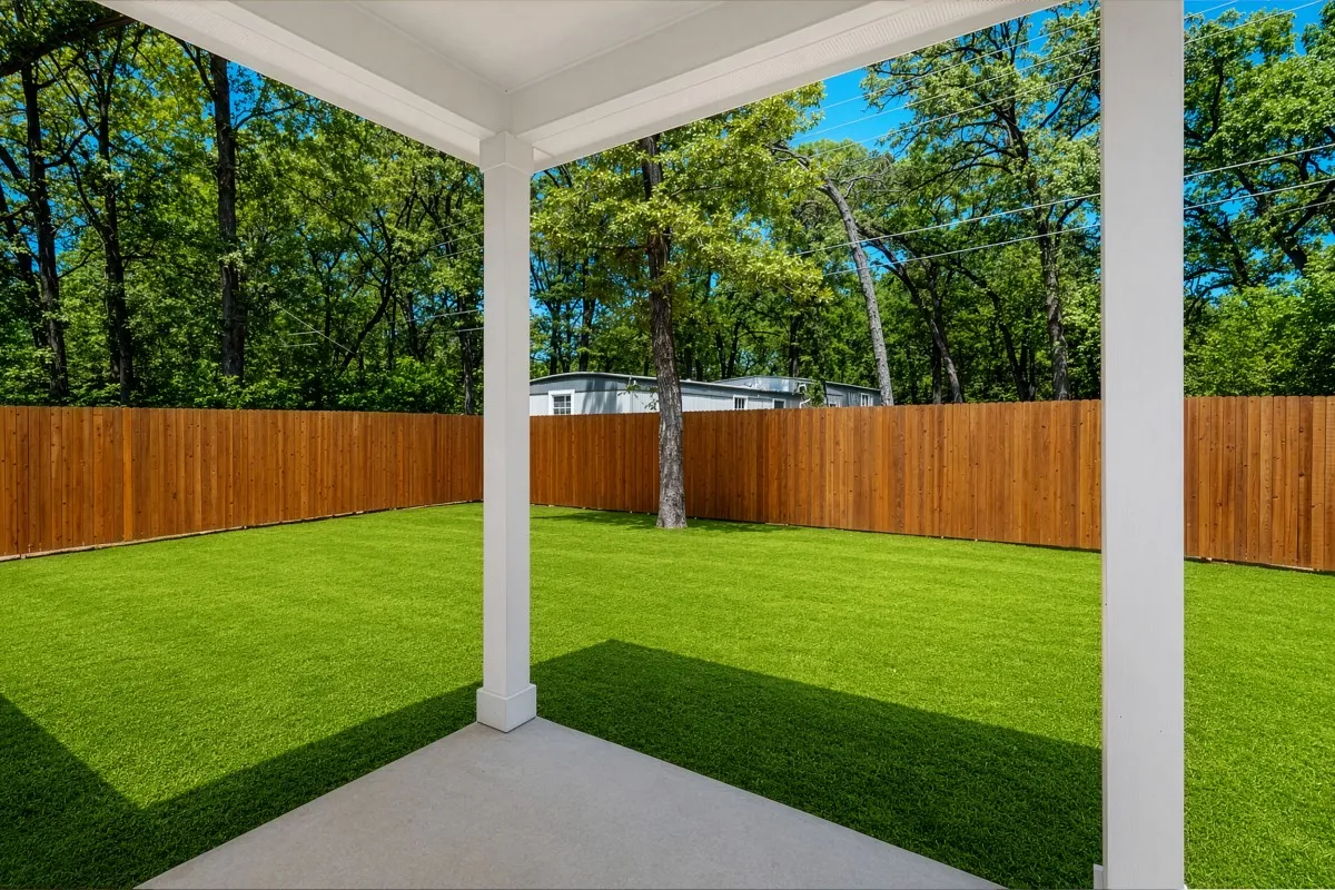 Single Family Residence For Sale in Henderson County , 108 Navajo Drive, Mabank, Texas 75156, 3 Bedroom, 2 Bathroom, Garage spaces, 1,100 Sqft, built in 2026, Price $192,000, mls#21361759, Real Estate Agent in Mabank, Homes For Sale in Henderson county, Homes For Sale in Mabank, Realtor in Mabank Texas, Real Estate Brokerage Independent Realty Texas, Luminita Cordes Realtor
