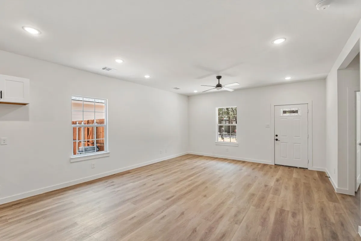Single Family Residence For Sale in Henderson County , 108 Navajo Drive, Mabank, Texas 75156, 3 Bedroom, 2 Bathroom, Garage spaces, 1,100 Sqft, built in 2026, Price $192,000, mls#21361759, Real Estate Agent in Mabank, Homes For Sale in Henderson county, Homes For Sale in Mabank, Realtor in Mabank Texas, Real Estate Brokerage Independent Realty Texas, Luminita Cordes Realtor