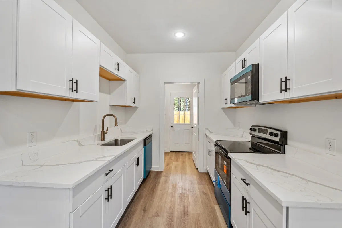 Single Family Residence For Sale in Henderson County , 108 Navajo Drive, Mabank, Texas 75156, 3 Bedroom, 2 Bathroom, Garage spaces, 1,100 Sqft, built in 2026, Price $192,000, mls#21361759, Real Estate Agent in Mabank, Homes For Sale in Henderson county, Homes For Sale in Mabank, Realtor in Mabank Texas, Real Estate Brokerage Independent Realty Texas, Luminita Cordes Realtor