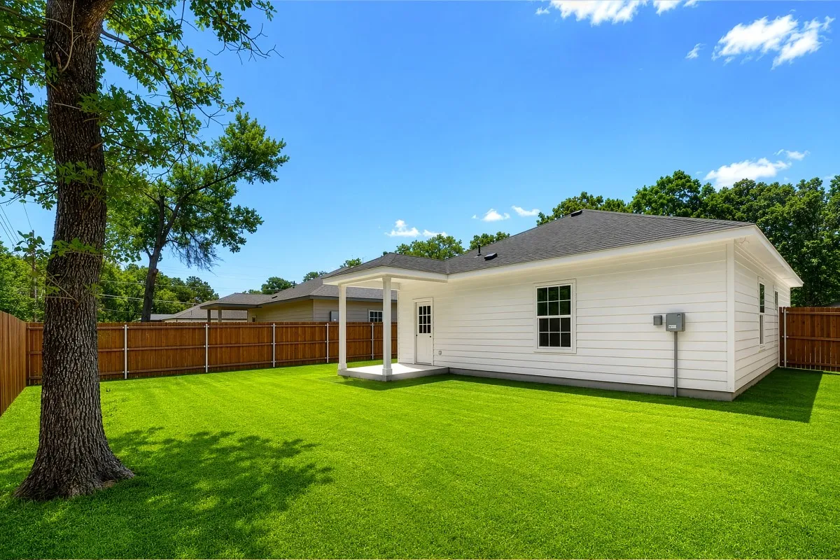 Single Family Residence For Sale in Henderson County , 108 Navajo Drive, Mabank, Texas 75156, 3 Bedroom, 2 Bathroom, Garage spaces, 1,100 Sqft, built in 2026, Price $192,000, mls#21361759, Real Estate Agent in Mabank, Homes For Sale in Henderson county, Homes For Sale in Mabank, Realtor in Mabank Texas, Real Estate Brokerage Independent Realty Texas, Luminita Cordes Realtor