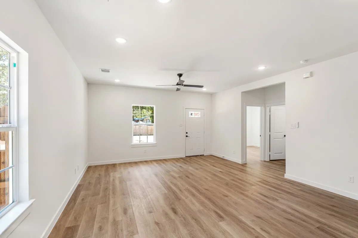 Single Family Residence For Sale in Henderson County , 108 Navajo Drive, Mabank, Texas 75156, 3 Bedroom, 2 Bathroom, Garage spaces, 1,100 Sqft, built in 2026, Price $192,000, mls#21361759, Real Estate Agent in Mabank, Homes For Sale in Henderson county, Homes For Sale in Mabank, Realtor in Mabank Texas, Real Estate Brokerage Independent Realty Texas, Luminita Cordes Realtor