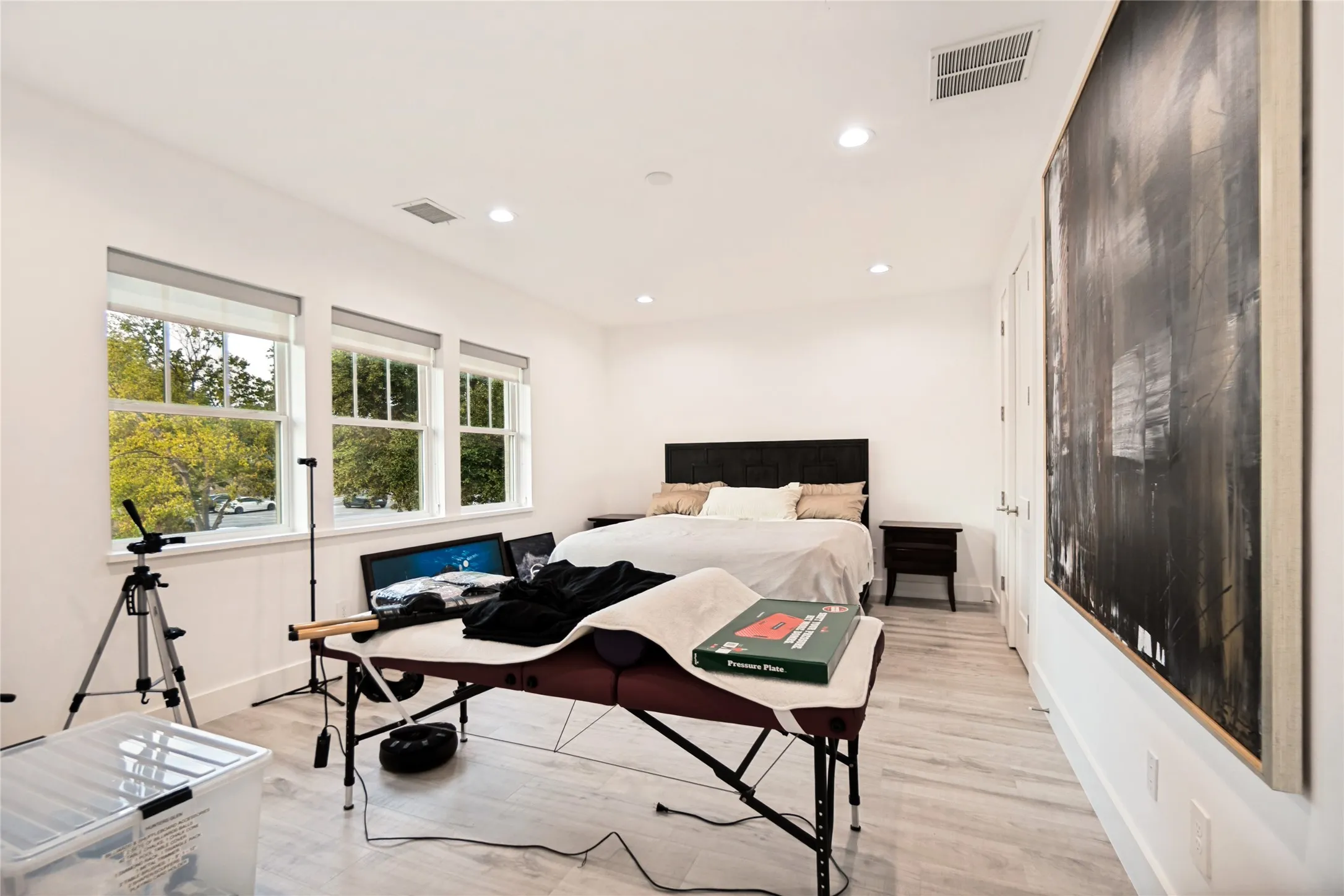 Single Family Residence For Sale in Dallas County , 5618 Goodwin Avenue, Dallas, Texas 75206, 3 Bedroom, 3 Bathroom, 2 Garage spaces, 4,169 Sqft, built in 2021, mls#21361627, Real Estate Agent in Dallas, Homes For Sale in Dallas county, Homes For Sale in Dallas, Realtor in Dallas Texas, Real Estate Brokerage Independent Realty Texas, Luminita Cordes Realtor