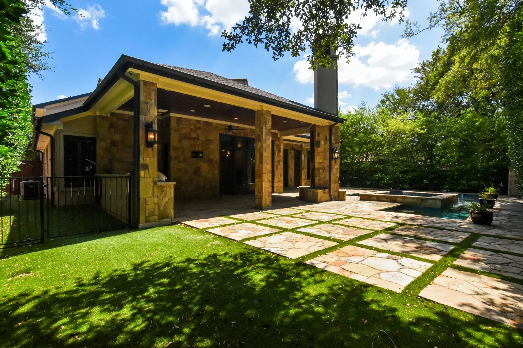 Single Family Residence For Rent in Collin County , 11845 Verona Court, Frisco, Texas 75035, 4 Bedroom, 4 Bathroom, 3 Garage spaces, 3,767 Sqft, built in 2010, mls#21359863, Real Estate Agent in Frisco, Homes For Rent in Collin county, Homes For Rent in Frisco, Realtor in Frisco Texas, Real Estate Brokerage Independent Realty Texas, Luminita Cordes Realtor