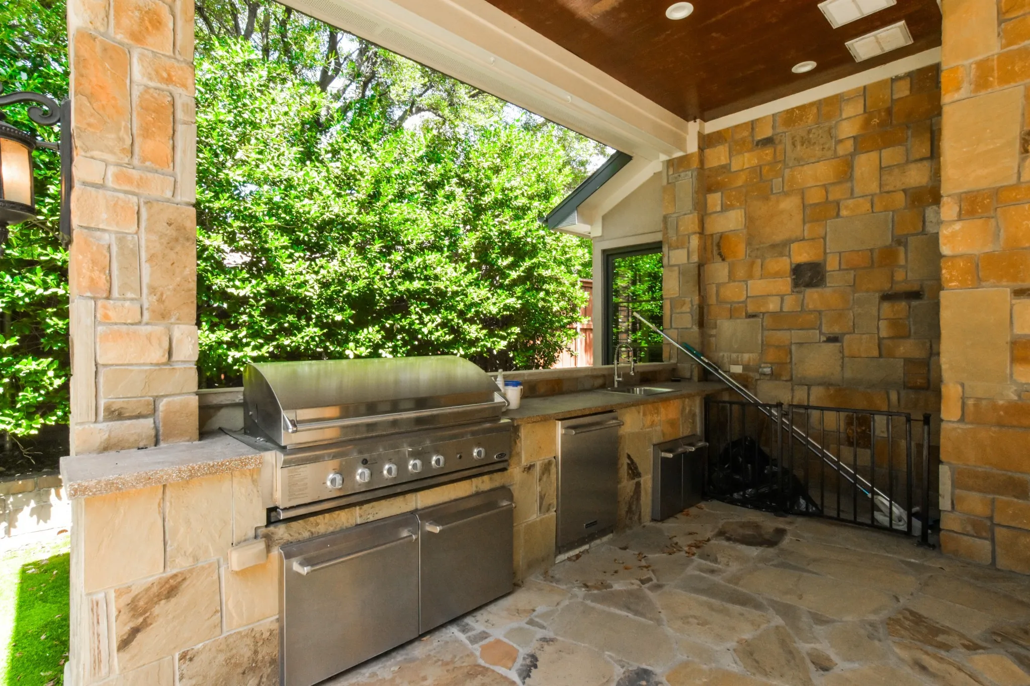 Single Family Residence For Rent in Collin County , 11845 Verona Court, Frisco, Texas 75035, 4 Bedroom, 4 Bathroom, 3 Garage spaces, 3,767 Sqft, built in 2010, mls#21359863, Real Estate Agent in Frisco, Homes For Rent in Collin county, Homes For Rent in Frisco, Realtor in Frisco Texas, Real Estate Brokerage Independent Realty Texas, Luminita Cordes Realtor