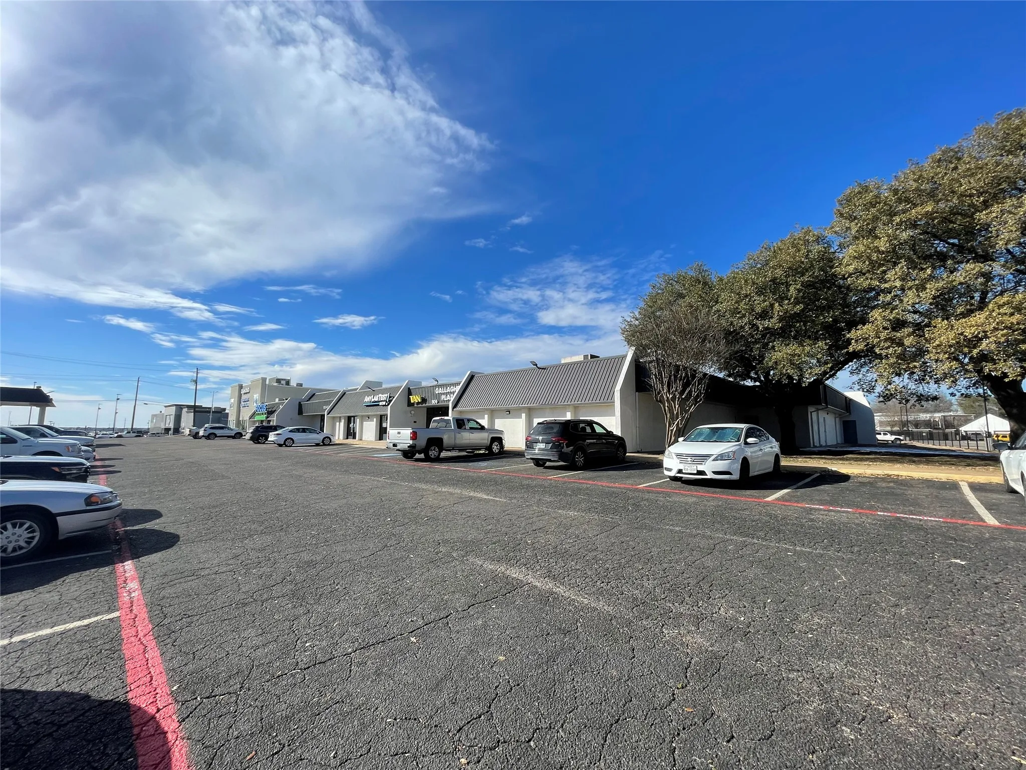 Office For Sale in Grayson County , 809 Gallagher Drive, Sherman, Texas 75090, 0, 0, Garage spaces, 0 Sqft, built in 1979, Price $2,895,000, mls#21361685, Real Estate Agent in Sherman, Homes For Sale in Grayson county, Homes For Sale in Sherman, Realtor in Sherman Texas, Real Estate Brokerage Independent Realty Texas, Luminita Cordes Realtor
