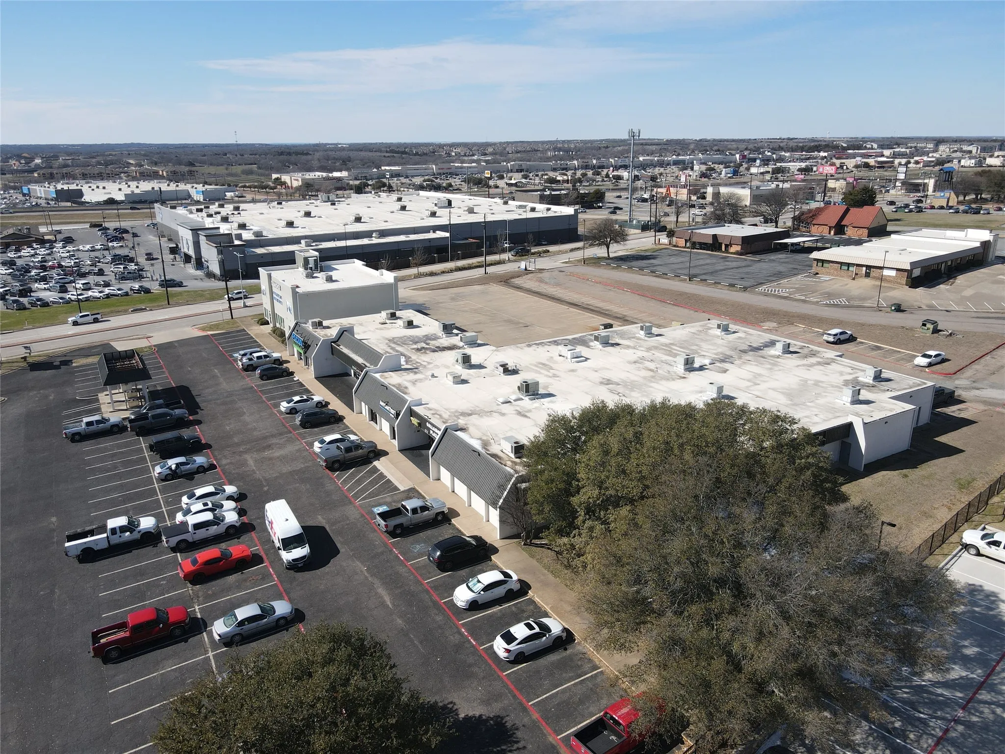 Office For Sale in Grayson County , 809 Gallagher Drive, Sherman, Texas 75090, 0, 0, Garage spaces, 0 Sqft, built in 1979, Price $2,895,000, mls#21361685, Real Estate Agent in Sherman, Homes For Sale in Grayson county, Homes For Sale in Sherman, Realtor in Sherman Texas, Real Estate Brokerage Independent Realty Texas, Luminita Cordes Realtor