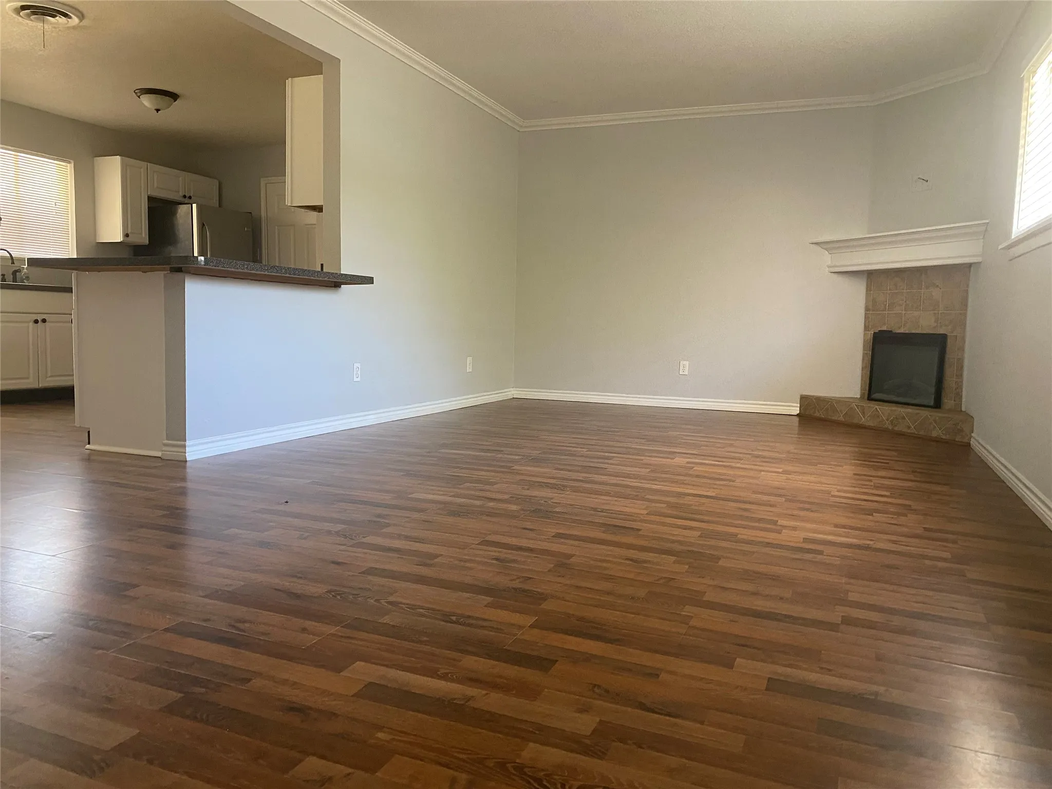 Single Family Residence For Rent in Parker County , 308 Case Street, Weatherford, Texas 76086, 3 Bedroom, 2 Bathroom, 2 Garage spaces, 1,242 Sqft, built in 1959, mls#21360781, Real Estate Agent in Weatherford, Homes For Rent in Parker county, Homes For Rent in Weatherford, Realtor in Weatherford Texas, Real Estate Brokerage Independent Realty Texas, Luminita Cordes Realtor