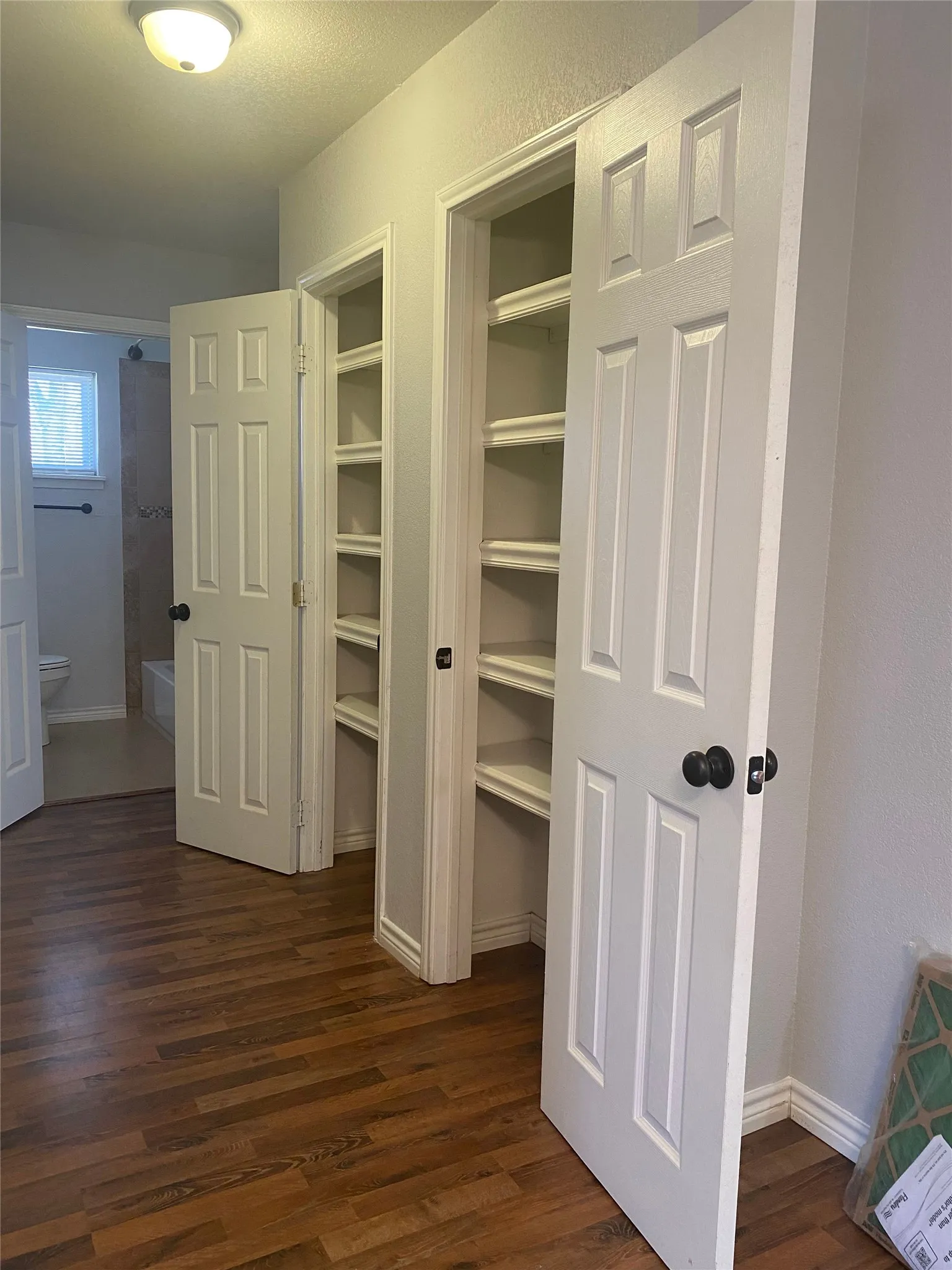 Single Family Residence For Rent in Parker County , 308 Case Street, Weatherford, Texas 76086, 3 Bedroom, 2 Bathroom, 2 Garage spaces, 1,242 Sqft, built in 1959, mls#21360781, Real Estate Agent in Weatherford, Homes For Rent in Parker county, Homes For Rent in Weatherford, Realtor in Weatherford Texas, Real Estate Brokerage Independent Realty Texas, Luminita Cordes Realtor
