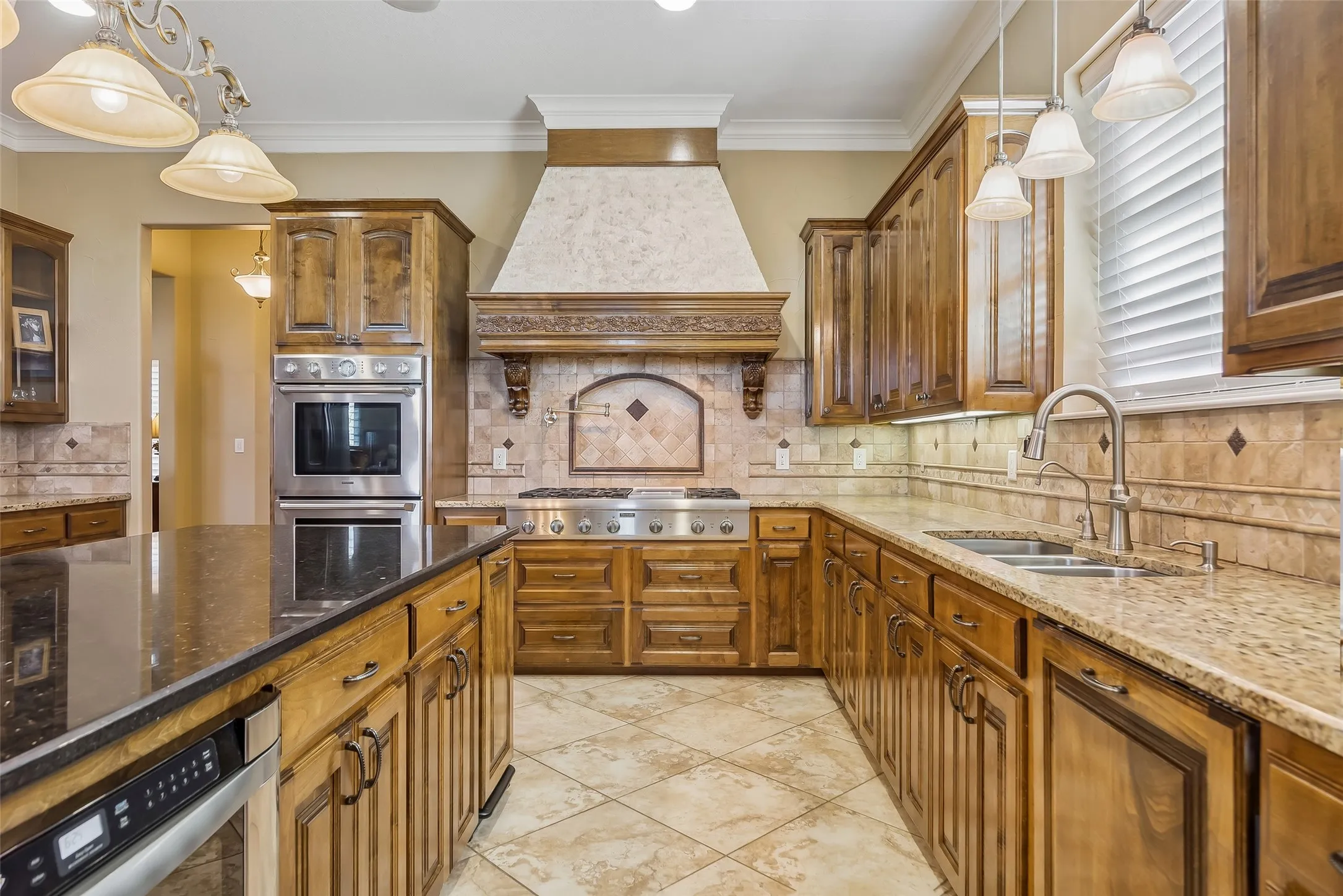 Single Family Residence For Sale in Wise County , 826 Cimmarron Bay Drive, Runaway Bay, Texas 76426, 4 Bedroom, 6 Bathroom, 2 Garage spaces, 8,078 Sqft, built in 2008, Price $2,249,500, mls#21352147, Real Estate Agent in Runaway Bay, Homes For Sale in Wise county, Homes For Sale in Runaway Bay, Realtor in Runaway Bay Texas, Real Estate Brokerage Independent Realty Texas, Luminita Cordes Realtor