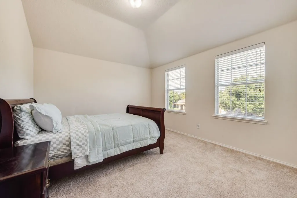 Single Family Residence For Sale in Tarrant County , 9208 Conestoga Drive, Fort Worth, Texas 76131, 4 Bedroom, 3 Bathroom, 2 Garage spaces, 2,620 Sqft, built in 2006, mls#21361650, Real Estate Agent in Fort Worth, Homes For Sale in Tarrant county, Homes For Sale in Fort Worth, Realtor in Fort Worth Texas, Real Estate Brokerage Independent Realty Texas, Luminita Cordes Realtor