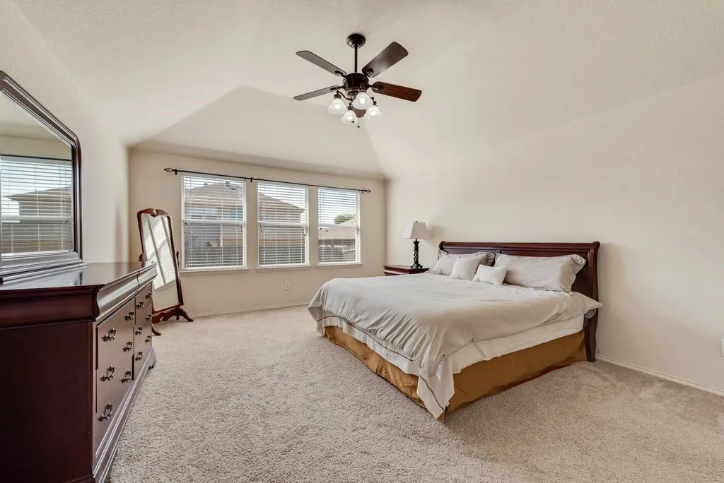 Single Family Residence For Sale in Tarrant County , 9208 Conestoga Drive, Fort Worth, Texas 76131, 4 Bedroom, 3 Bathroom, 2 Garage spaces, 2,620 Sqft, built in 2006, mls#21361650, Real Estate Agent in Fort Worth, Homes For Sale in Tarrant county, Homes For Sale in Fort Worth, Realtor in Fort Worth Texas, Real Estate Brokerage Independent Realty Texas, Luminita Cordes Realtor