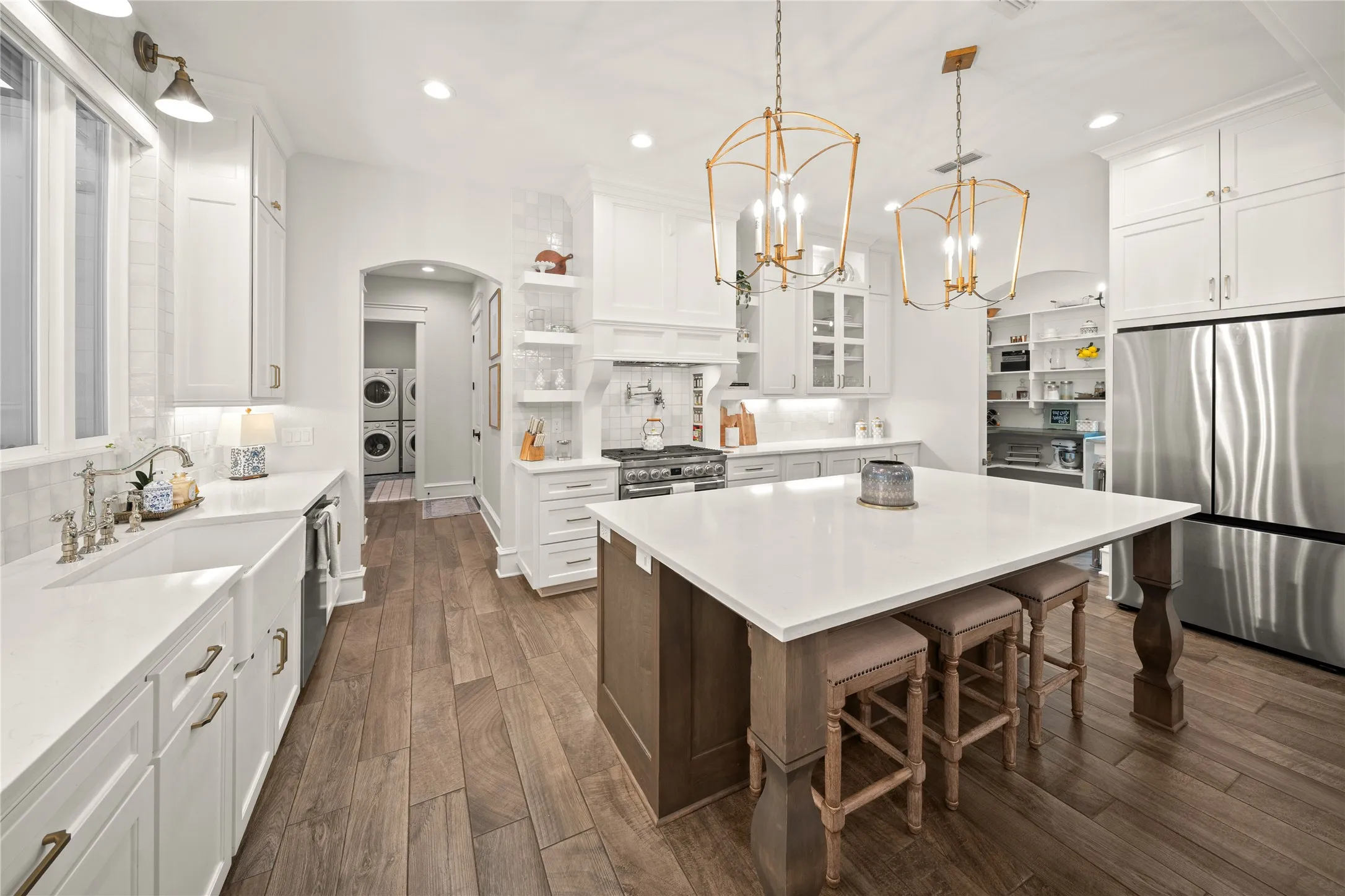 Single Family Residence For Sale in Smith County , 15373 Lakeside Drive, Tyler, Texas 75707, 4 Bedroom, 4 Bathroom, 2 Garage spaces, 2,869 Sqft, built in 2022, Price $699,000, mls#21344786, Real Estate Agent in Tyler, Homes For Sale in Smith county, Homes For Sale in Tyler, Realtor in Tyler Texas, Real Estate Brokerage Independent Realty Texas, Luminita Cordes Realtor