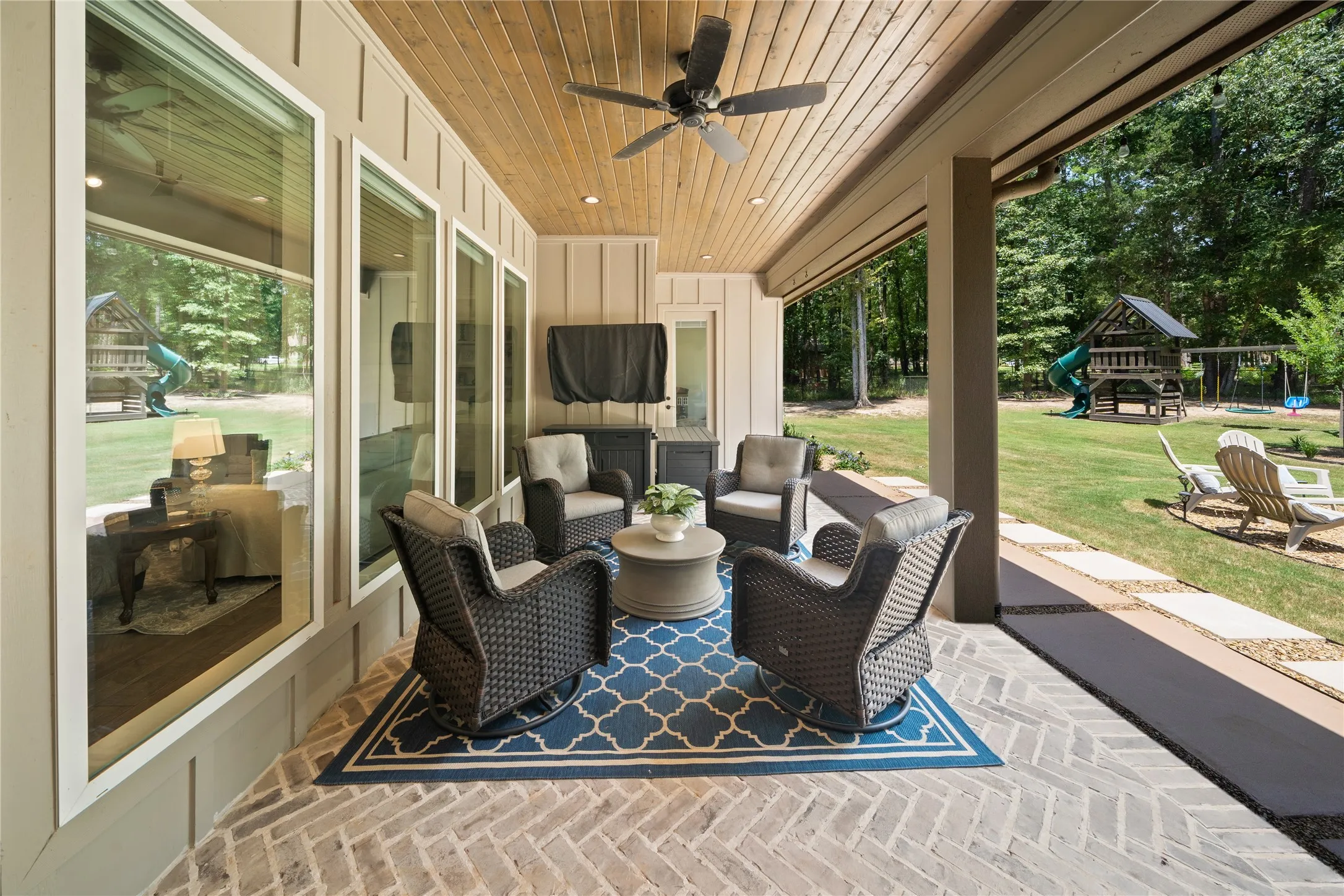 Single Family Residence For Sale in Smith County , 15373 Lakeside Drive, Tyler, Texas 75707, 4 Bedroom, 4 Bathroom, 2 Garage spaces, 2,869 Sqft, built in 2022, Price $699,000, mls#21344786, Real Estate Agent in Tyler, Homes For Sale in Smith county, Homes For Sale in Tyler, Realtor in Tyler Texas, Real Estate Brokerage Independent Realty Texas, Luminita Cordes Realtor