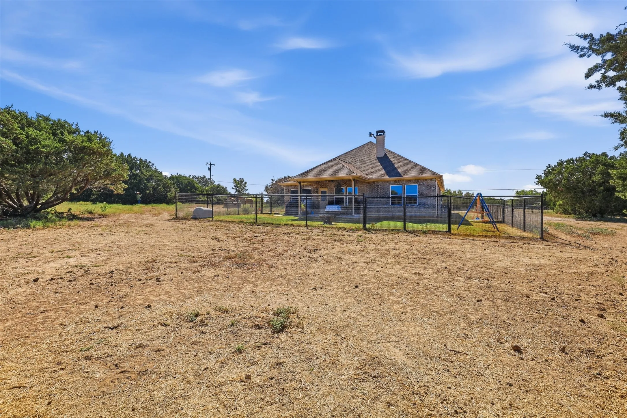 Single Family Residence For Sale in Johnson County , 328 Ridge Drive N, Cleburne, Texas 76033, 4 Bedroom, 2 Bathroom, 2 Garage spaces, 2,126 Sqft, built in 2022, mls#21361518, Real Estate Agent in Cleburne, Homes For Sale in Johnson county, Homes For Sale in Cleburne, Realtor in Cleburne Texas, Real Estate Brokerage Independent Realty Texas, Luminita Cordes Realtor