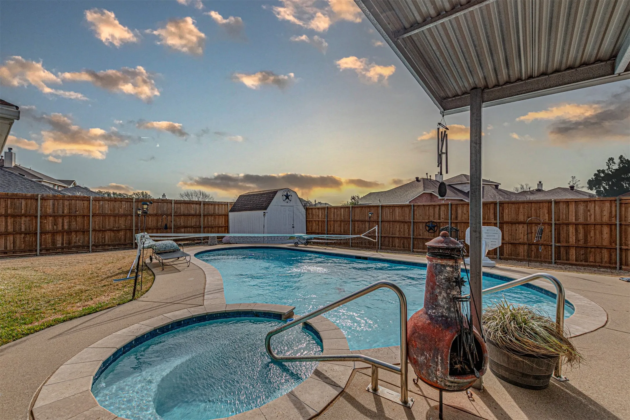 Single Family Residence For Sale in Dallas County , 2812 Preston Creek, Mesquite, Texas 75181, 3 Bedroom, 2 Bathroom, 2 Garage spaces, 2,002 Sqft, built in 1999, mls#21361527, Real Estate Agent in Mesquite, Homes For Sale in Dallas county, Homes For Sale in Mesquite, Realtor in Mesquite Texas, Real Estate Brokerage Independent Realty Texas, Luminita Cordes Realtor