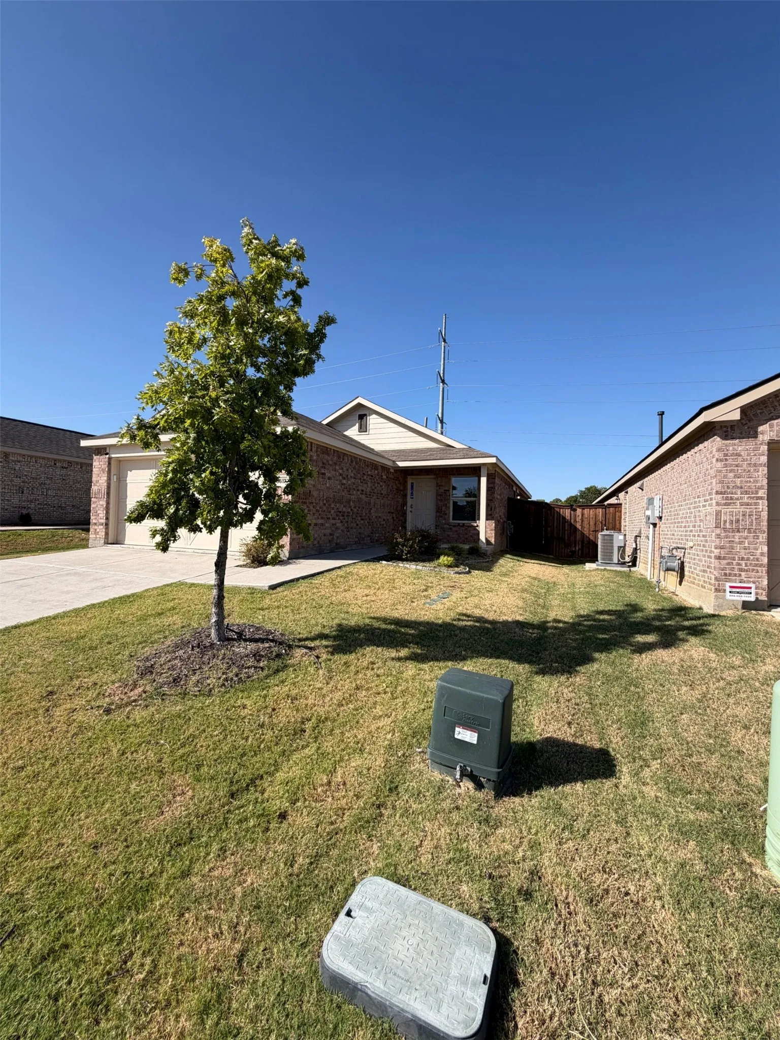 Single Family Residence For Sale in Denton County , 3617 Harper Street, Little Elm, Texas 75068, 3 Bedroom, 2 Bathroom, 2 Garage spaces, 1,320 Sqft, built in 2022, mls#21361787, Real Estate Agent in Little Elm, Homes For Sale in Denton county, Homes For Sale in Little Elm, Realtor in Little Elm Texas, Real Estate Brokerage Independent Realty Texas, Luminita Cordes Realtor